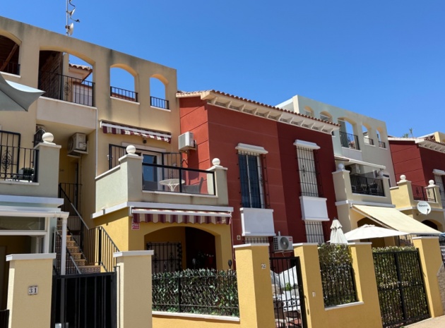 Apartment - Resale - Torrevieja - Aguas Nuevas