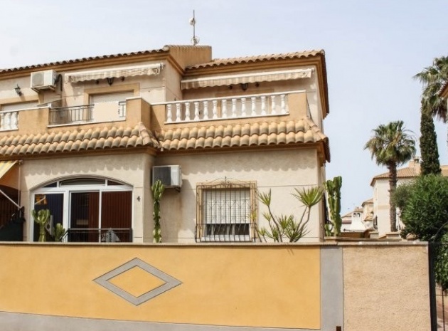 Apartment - Resale - Torrevieja - Aguas Nuevas