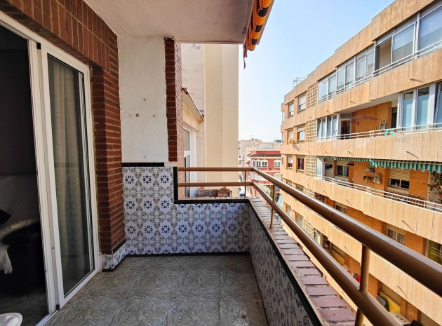 Apartment - Resale - Torrevieja - Beachside Torrevieja