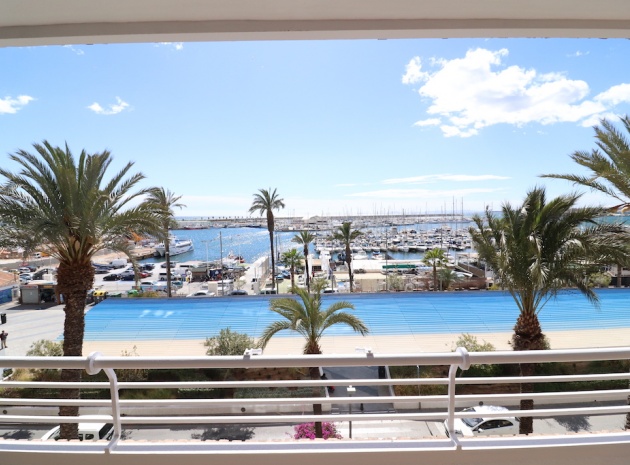Appartement - Revente - Torrevieja - 1st line to the sea