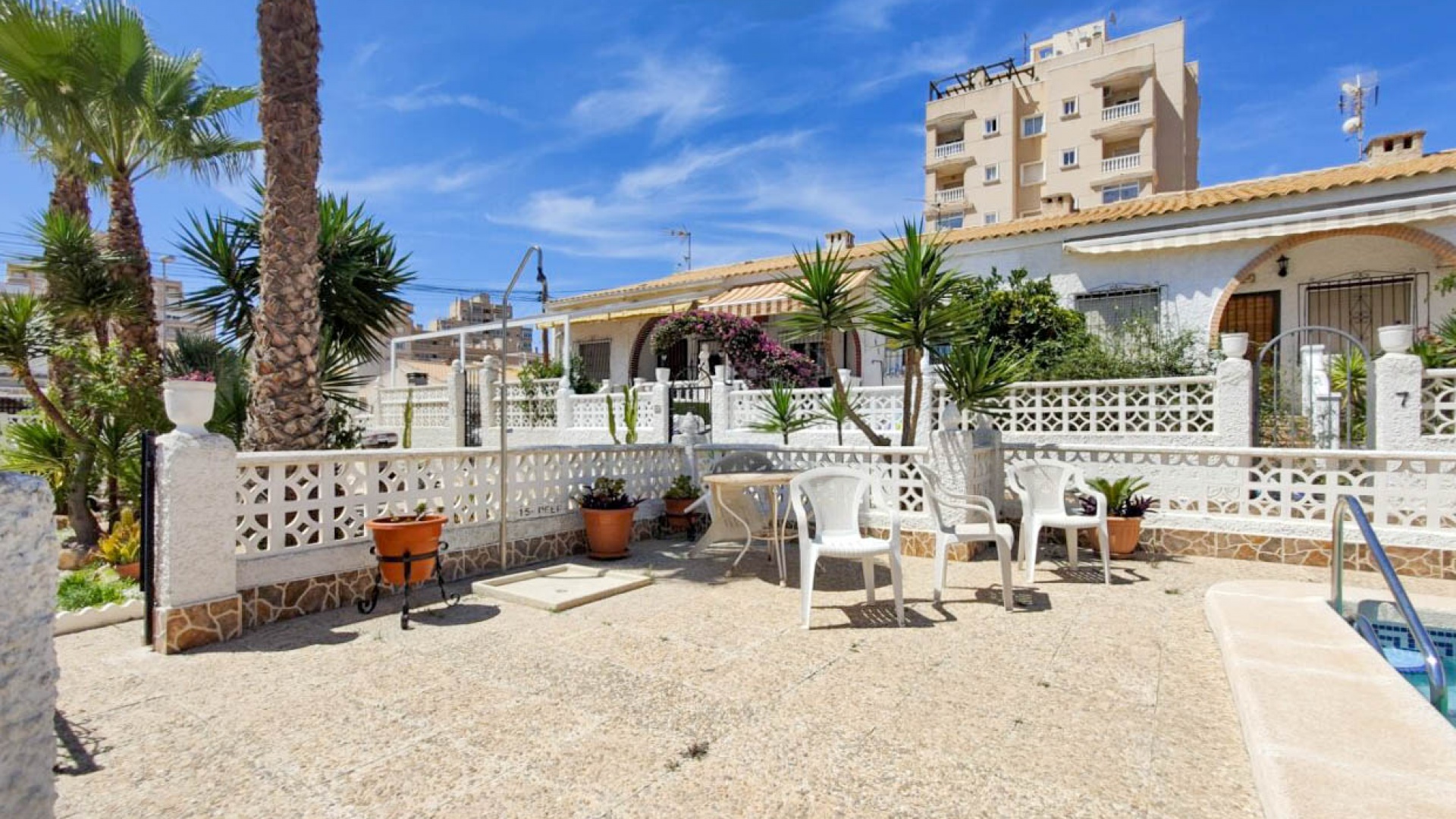 Återförsäljning - Bungalow - Torrevieja - Nueva Torrevieja