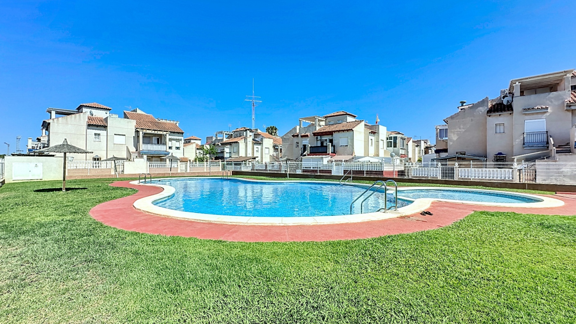 Återförsäljning - Lägenhet - Playa Flamenca - duque de ahumada