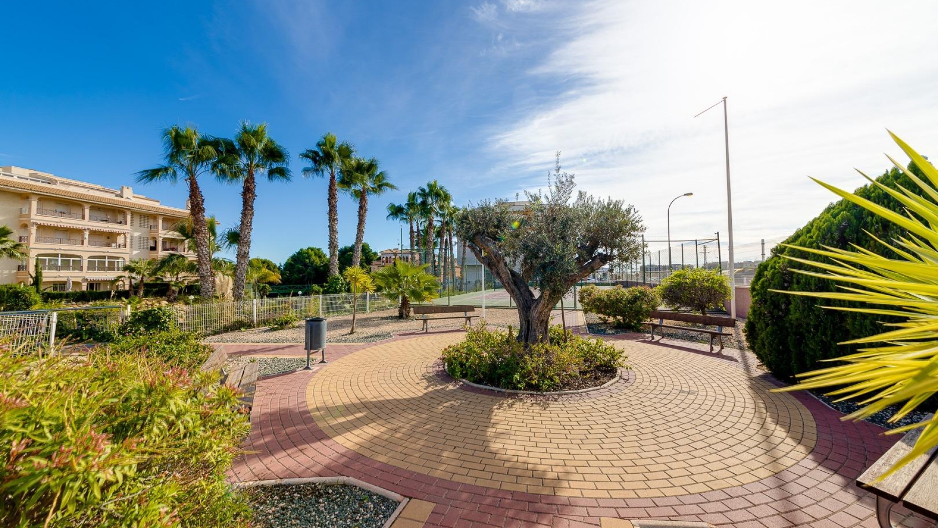 Återförsäljning - Lägenhet - Playa Flamenca - Laguna Golf