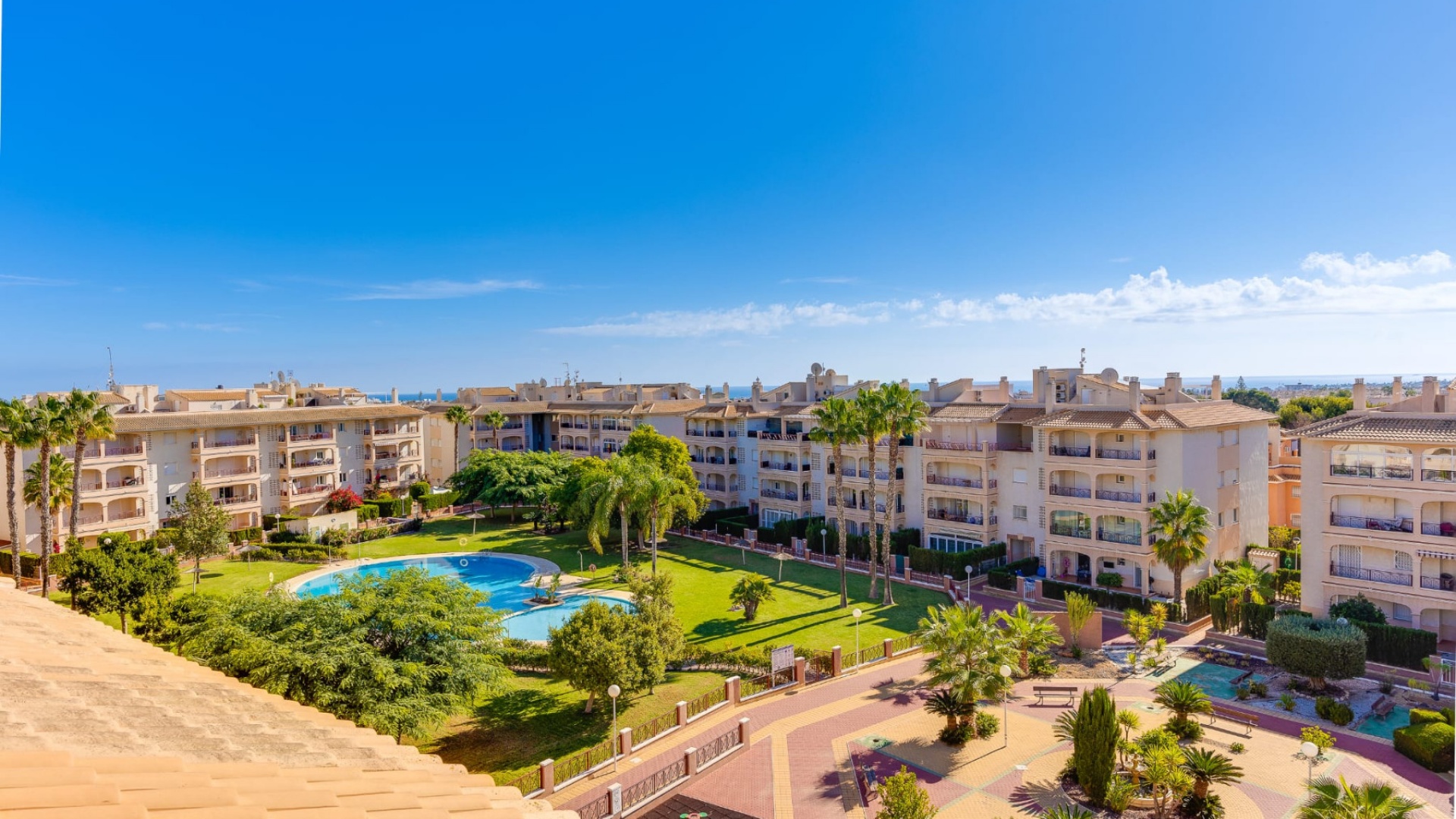 Återförsäljning - Lägenhet - Playa Flamenca - Laguna Golf