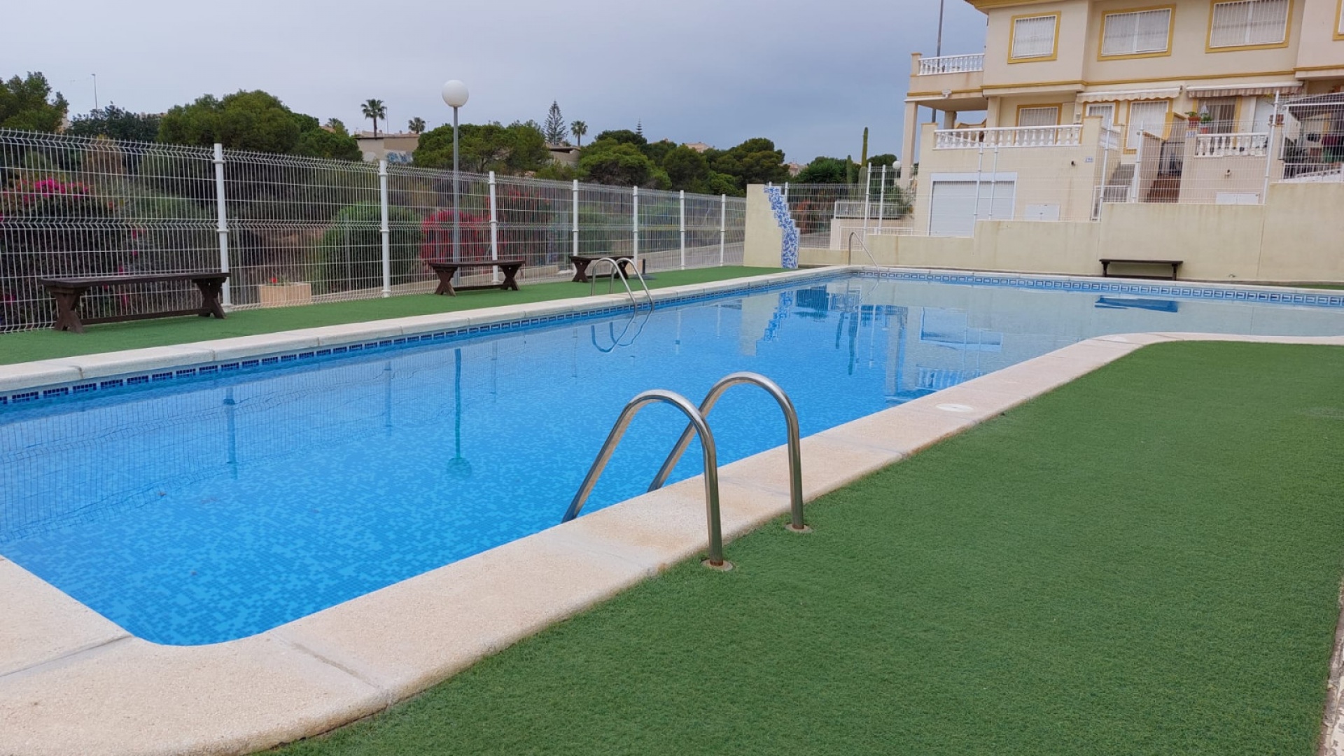 Återförsäljning - Lägenhet - Playa Flamenca - Teruel Numancia