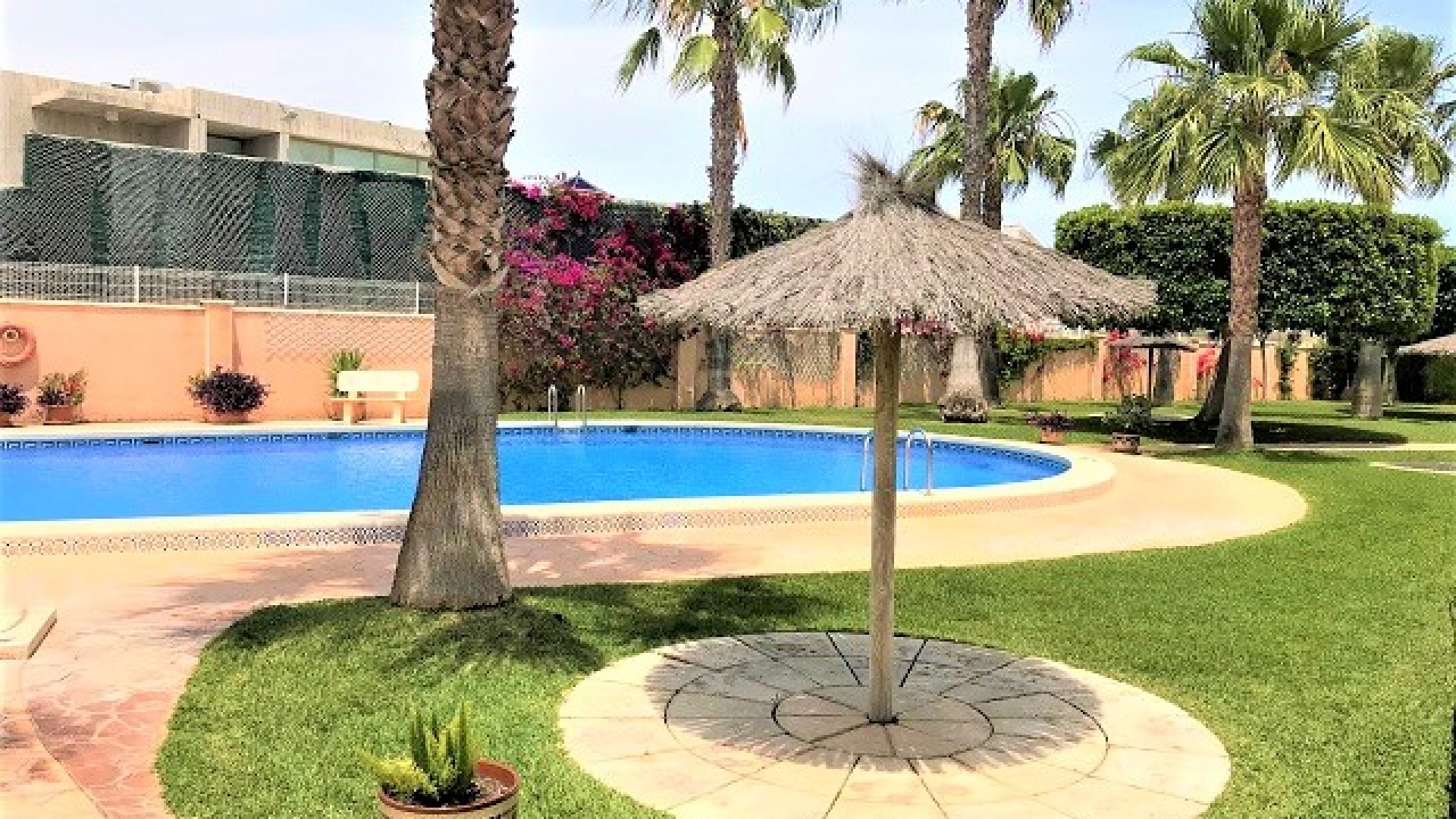 Återförsäljning - Villa - Cabo Roig - la regia