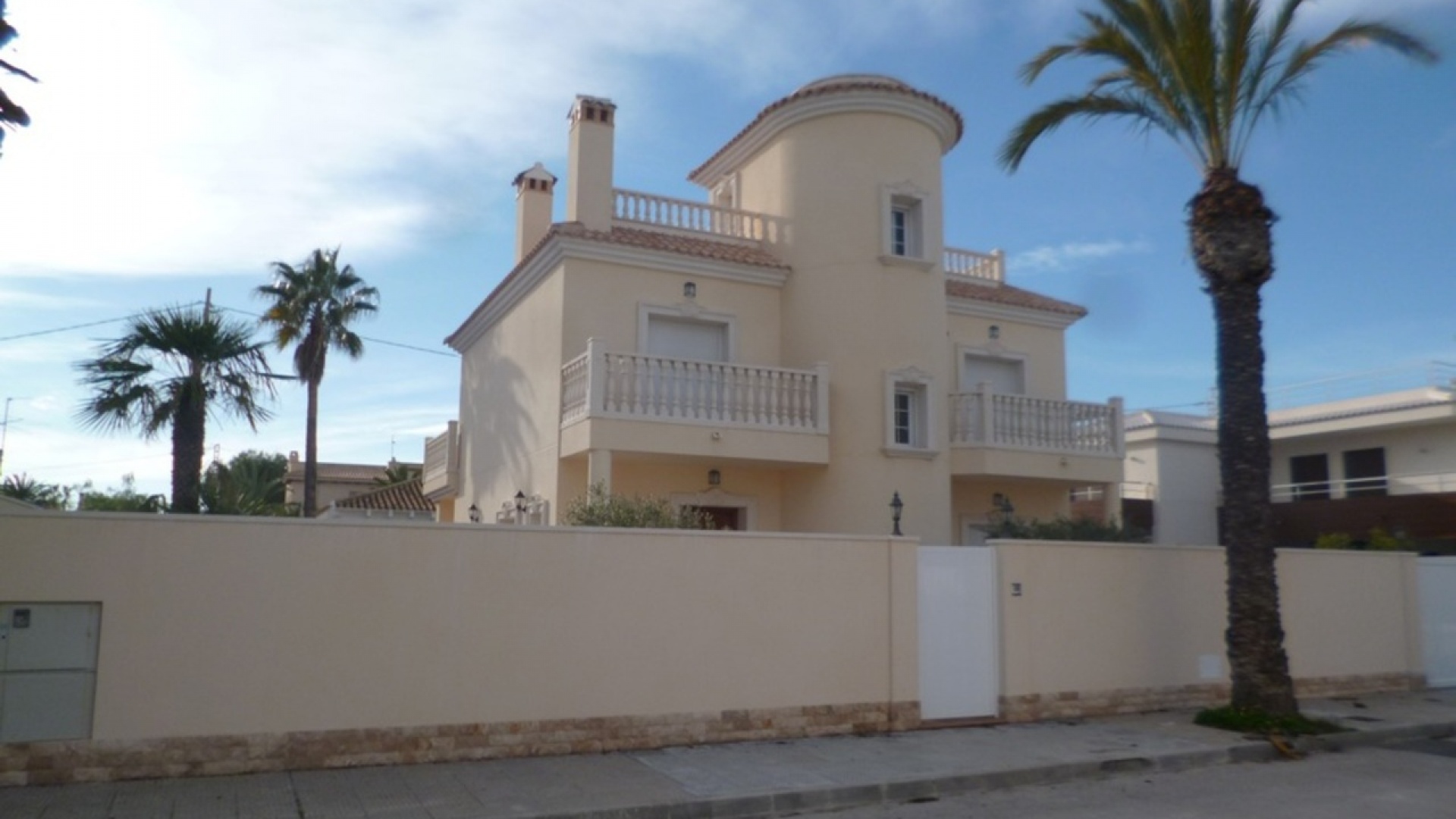 Återförsäljning - Villa - Cabo Roig