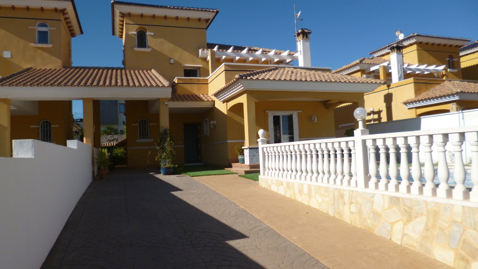 Återförsäljning - Villa - La Zenia