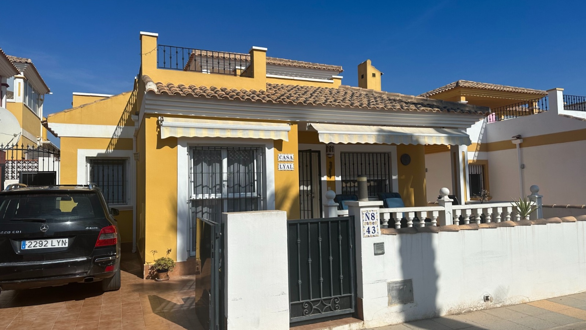 Återförsäljning - Villa - Los Montesinos - Entre Naranjos