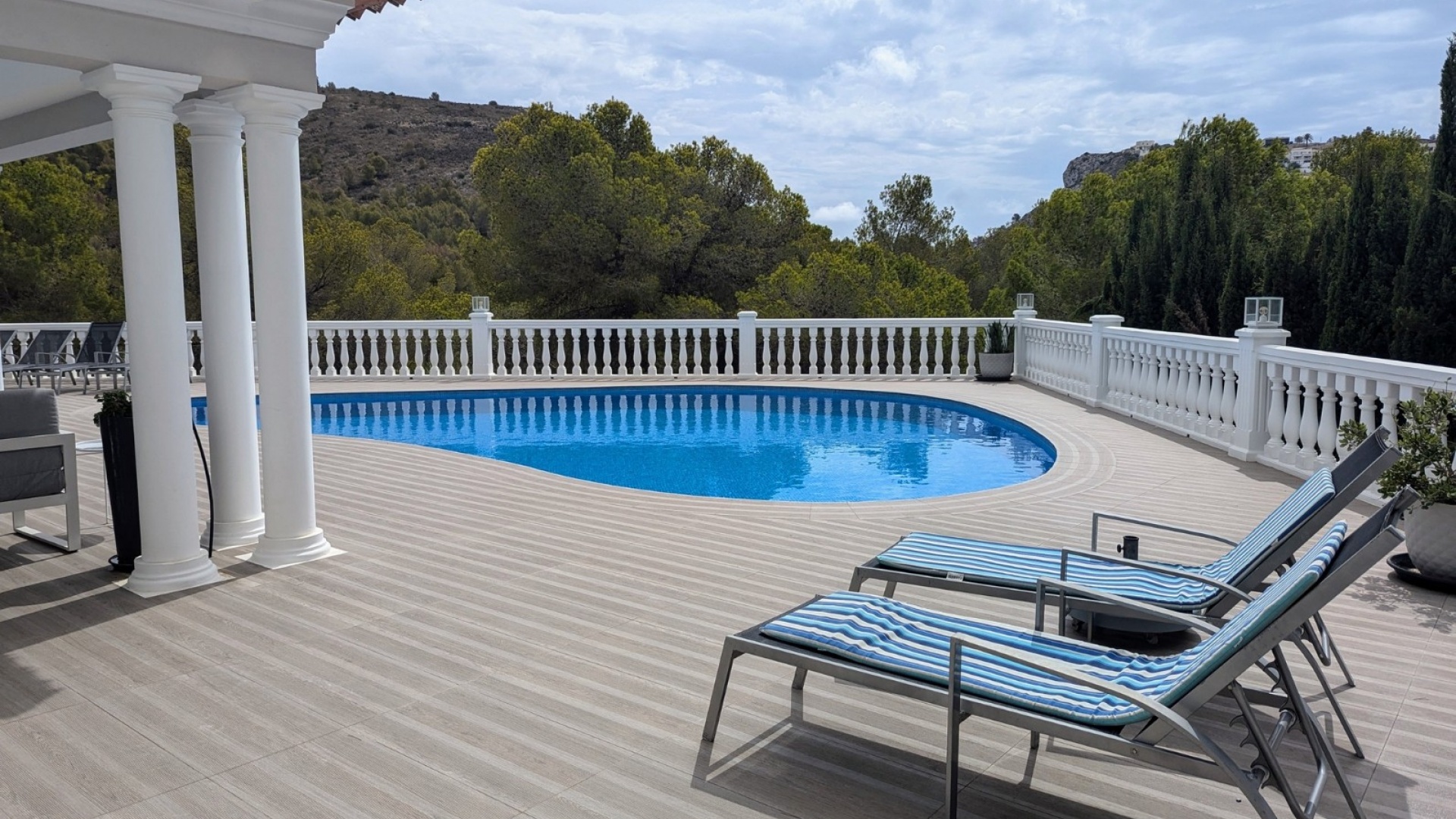 Återförsäljning - Villa - Moraira - Arnella