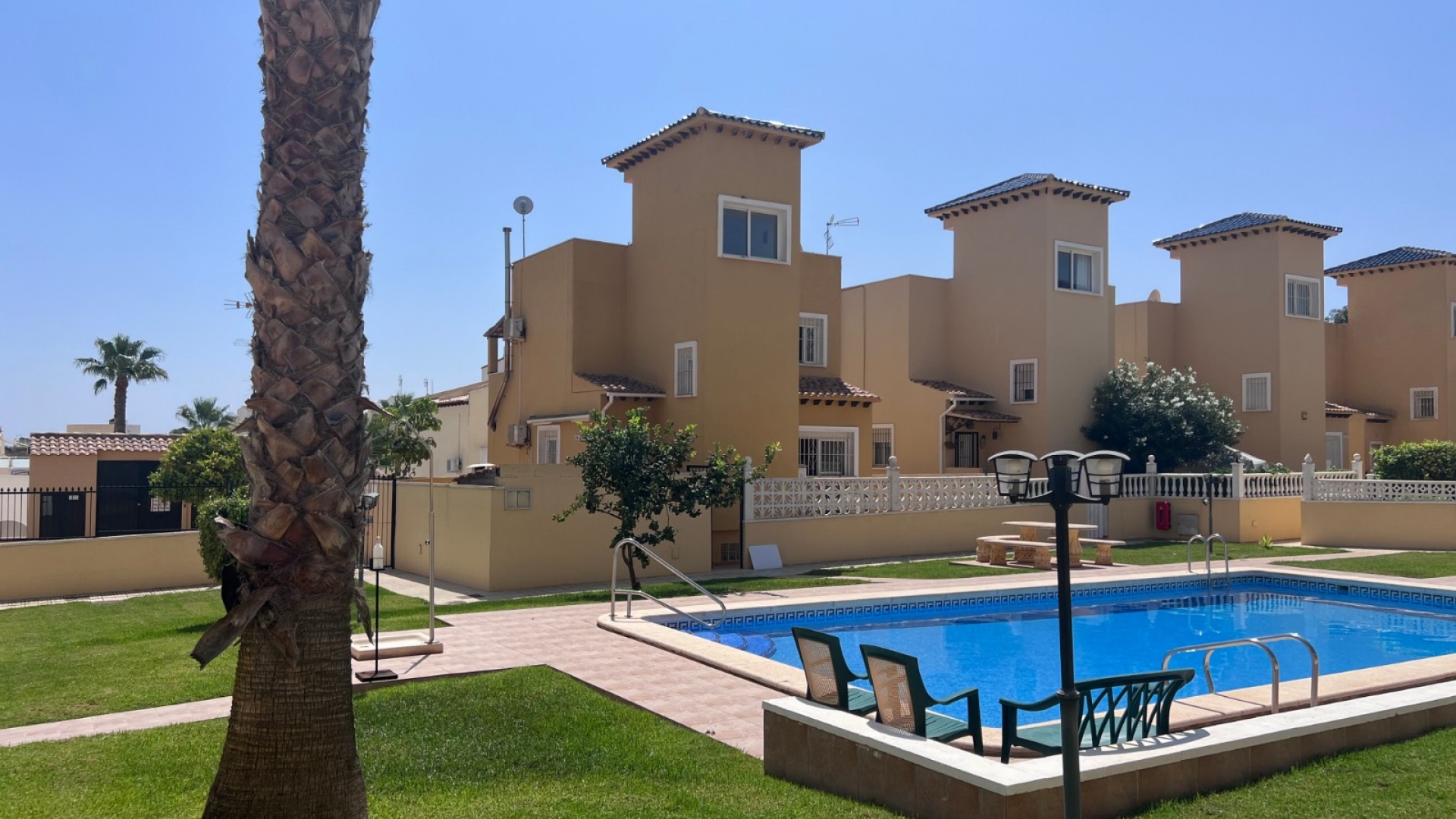 Återförsäljning - Villa - Orihuela - Villamartin