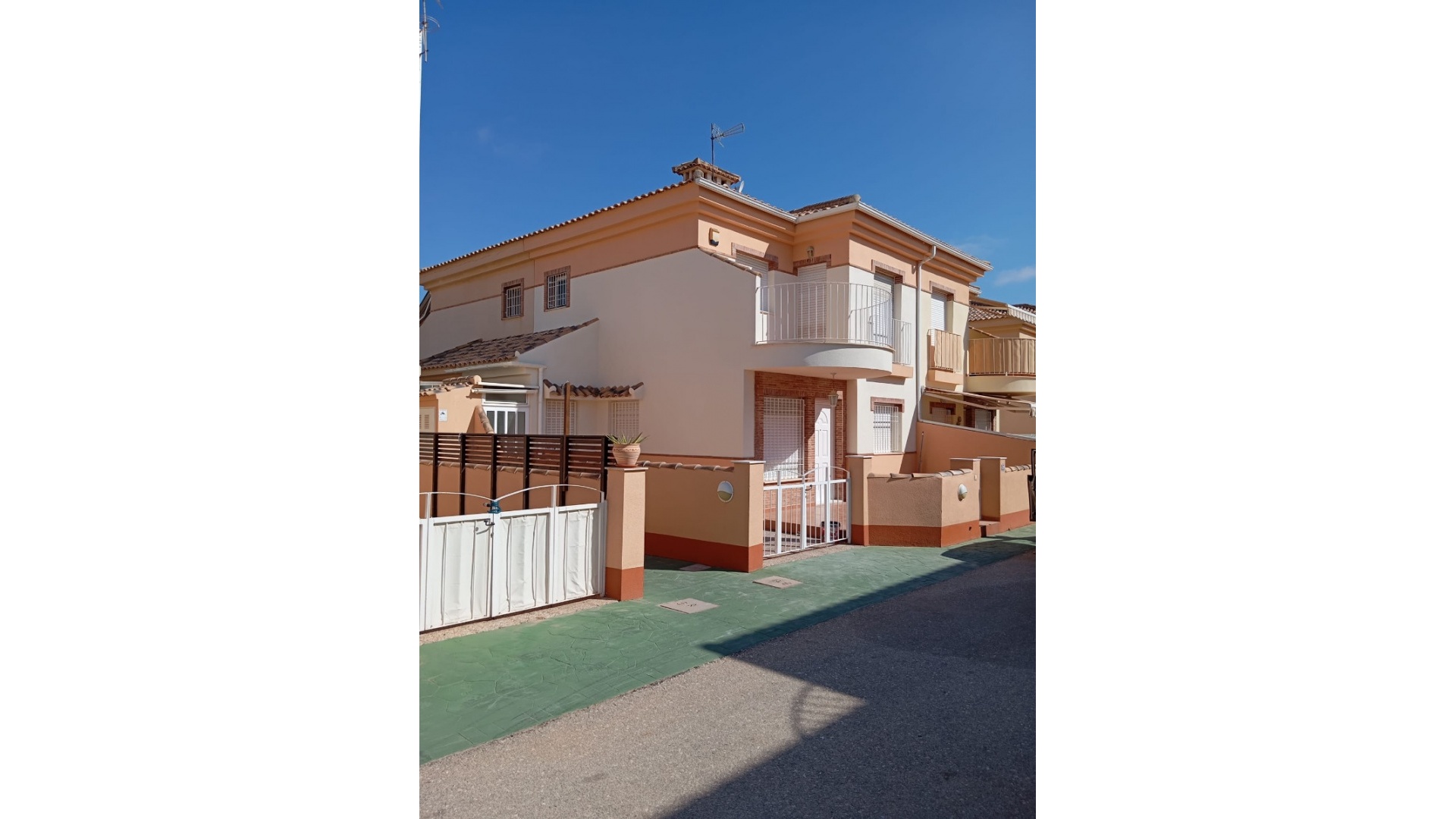 Återförsäljning - Villa - Playa Flamenca - avalon