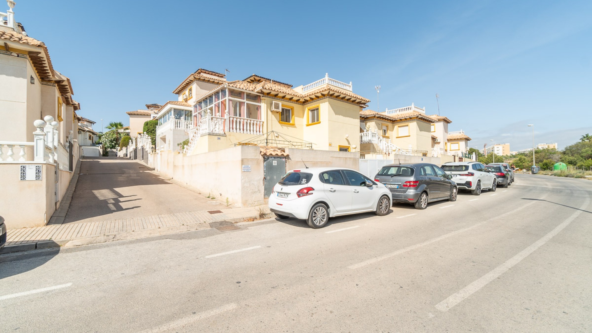 Återförsäljning - Villa - Playa Flamenca - san jose