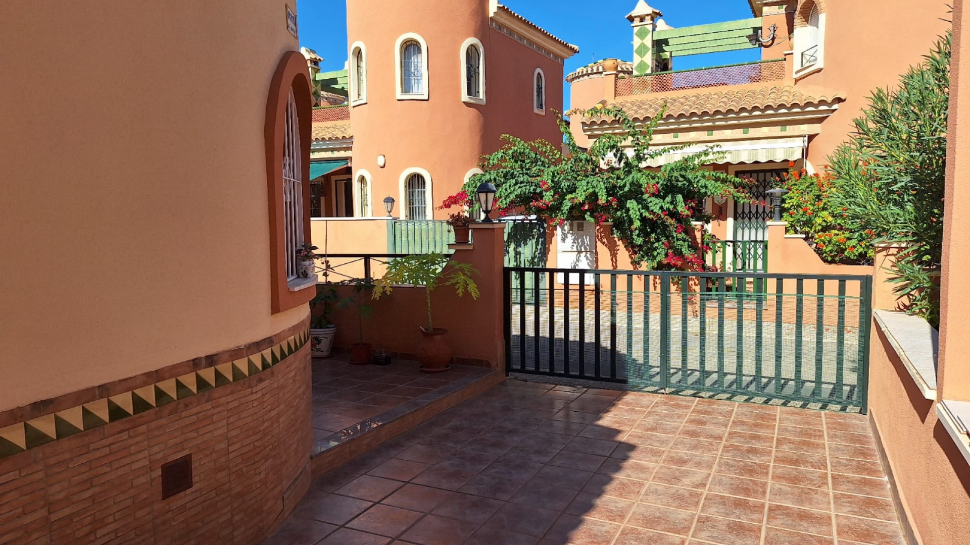 Återförsäljning - Villa - Playa Flamenca - villas san luis