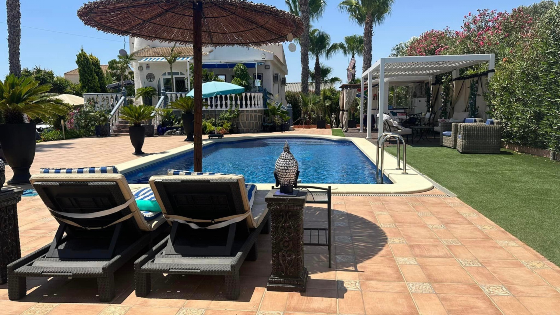 Återförsäljning - Villa - Torrevieja - san luis