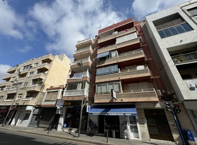 Lägenhet - Återförsäljning - Torrevieja - Beachside Torrevieja