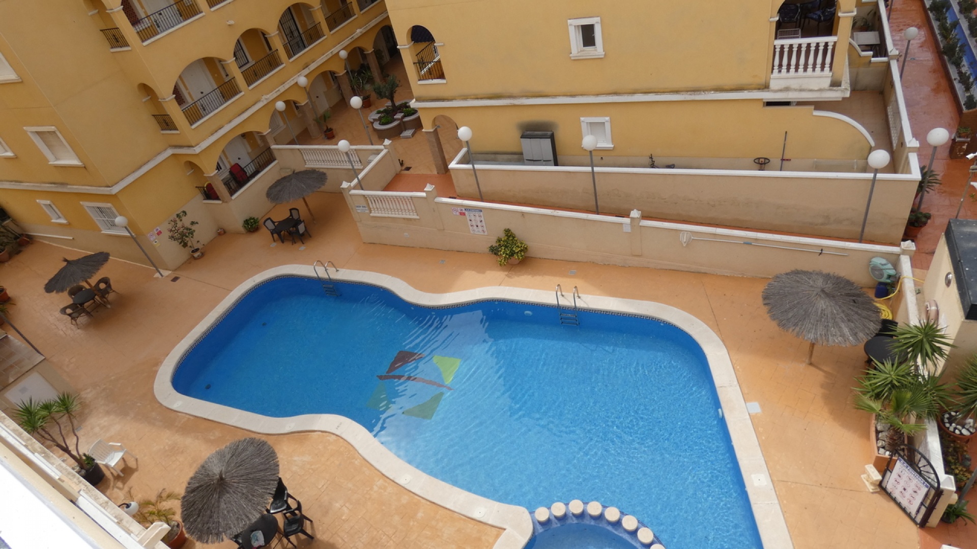 Resale - Apartment - Algorfa