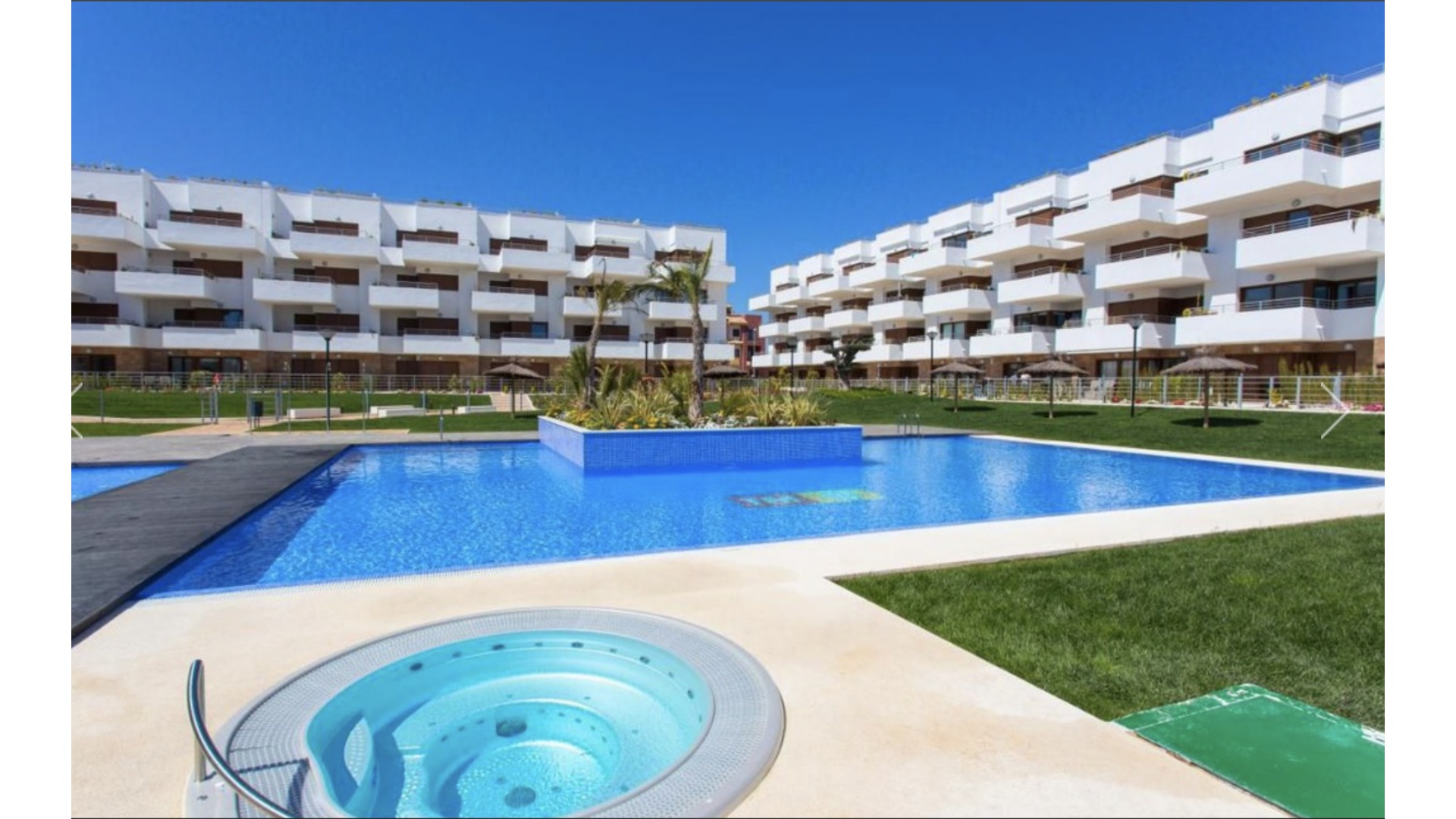 Resale - Apartment - Cabo Roig - Lomas de Cabo Roig