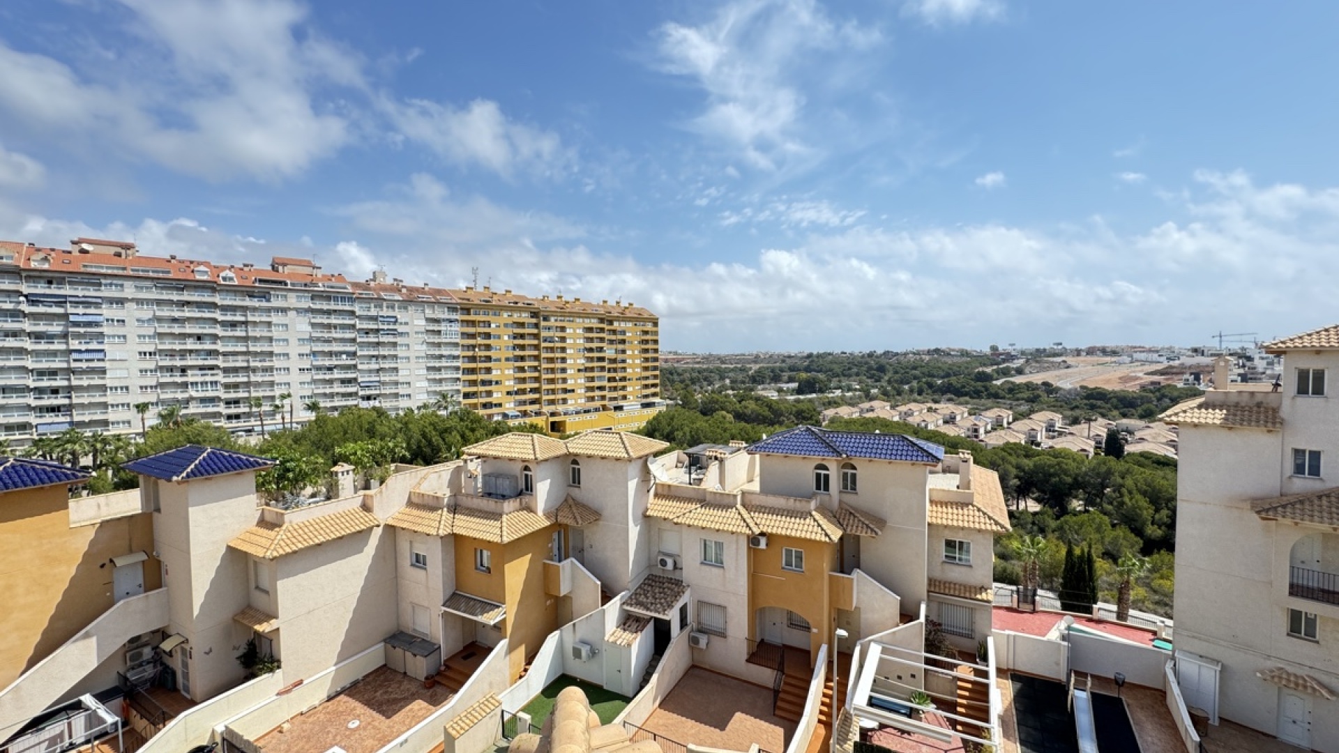 Resale - Apartment - Campoamor