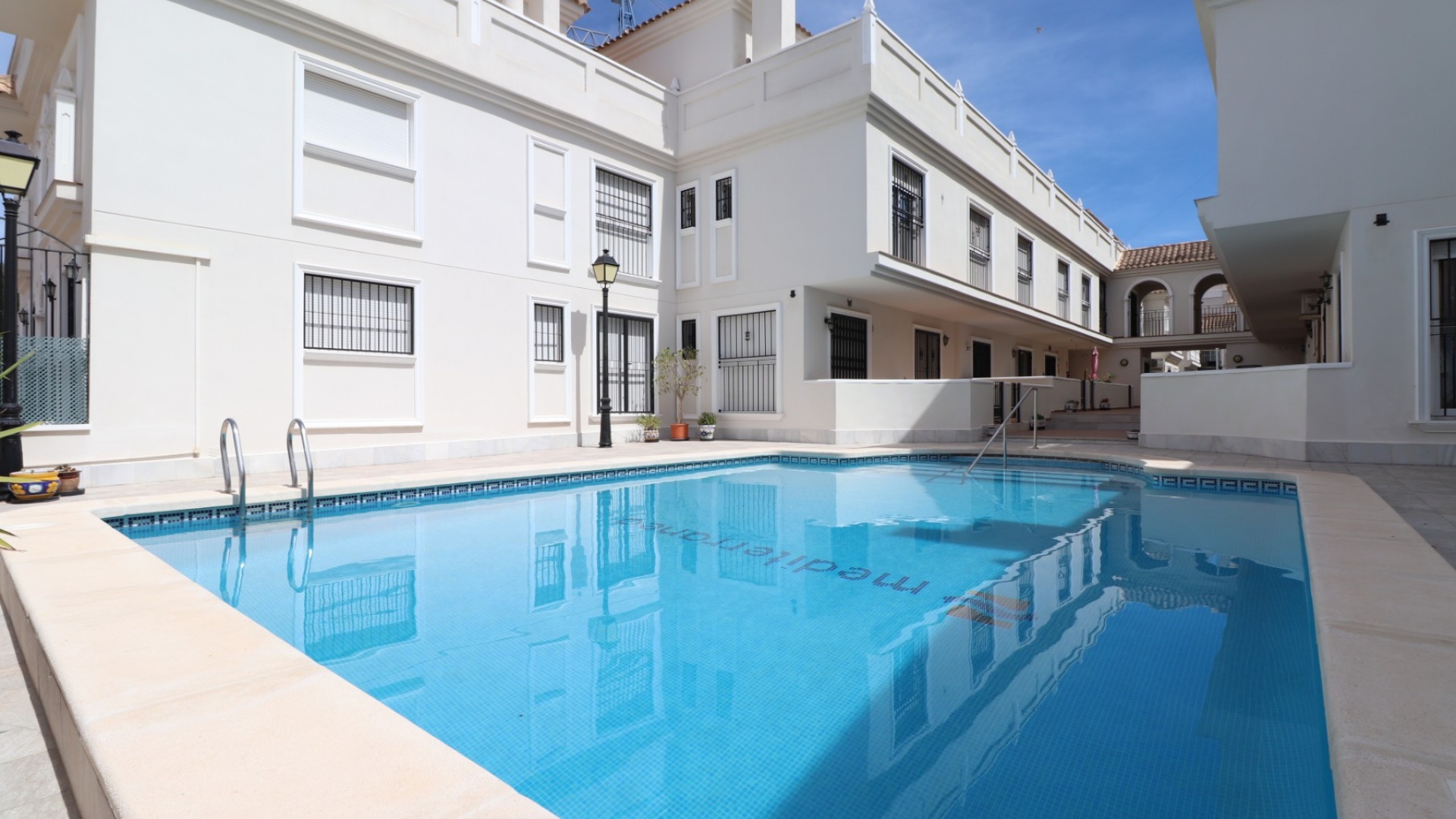 Resale - Apartment - Formentera del Segura - Formentera - Village