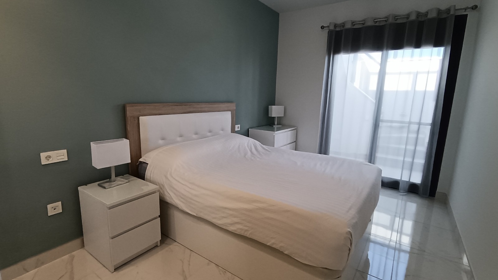 Resale - Apartment - Guardamar del Segura - El Raso