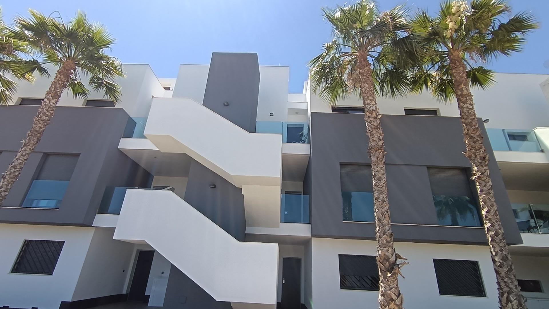 Resale - Apartment - Guardamar del Segura - El Raso