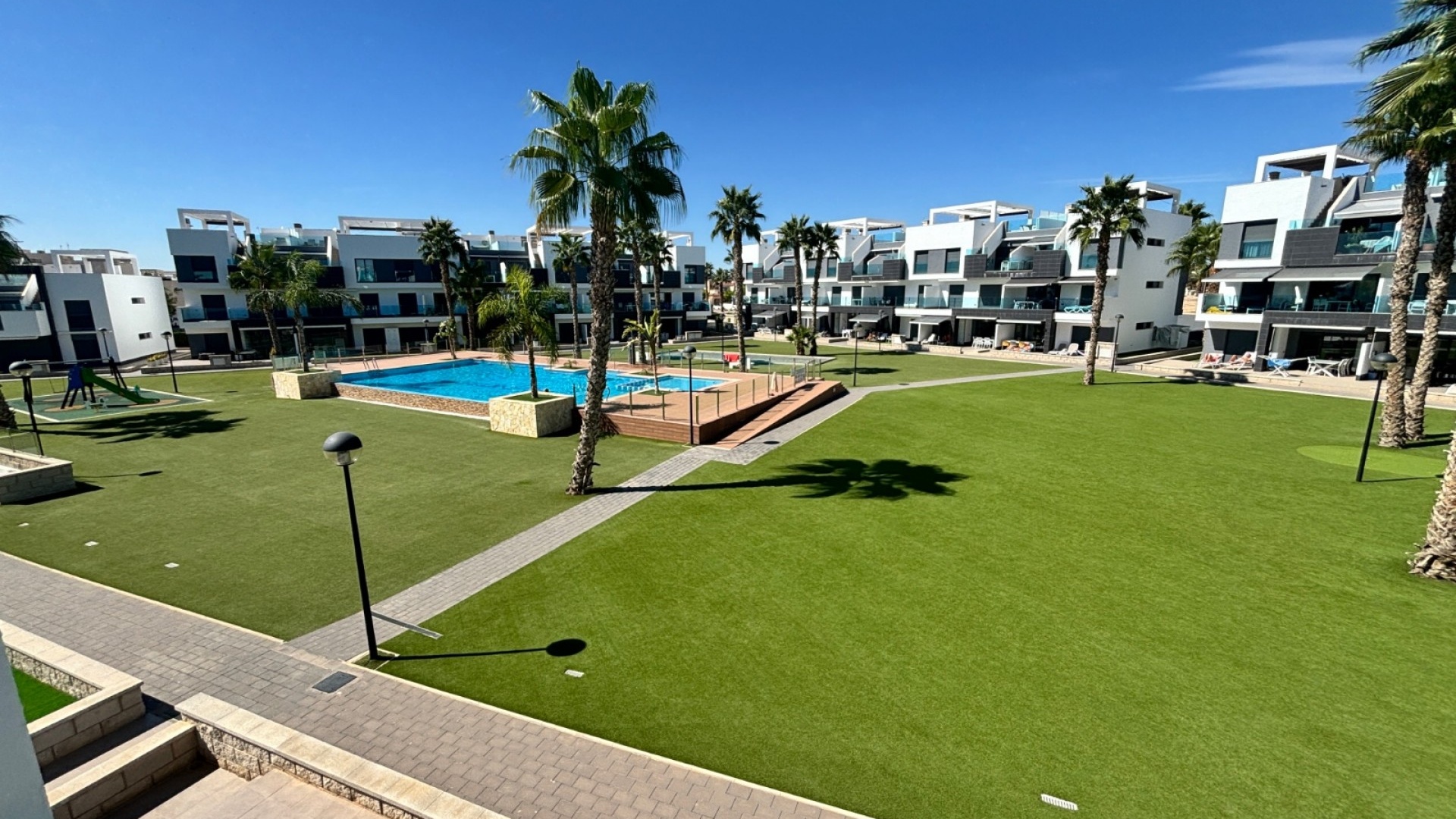 Resale - Apartment - Guardamar del Segura - El Raso