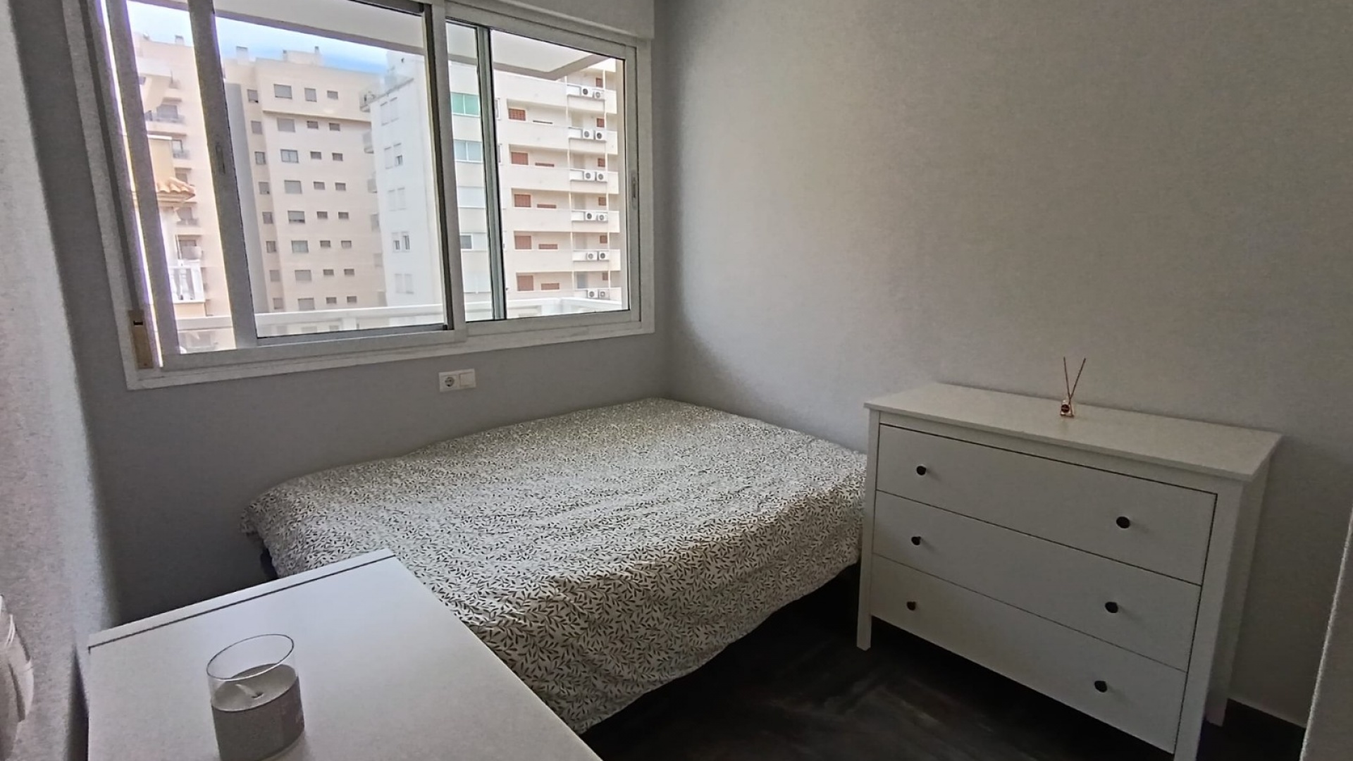 Resale - Apartment - Guardamar del Segura - Puerto Deportivo