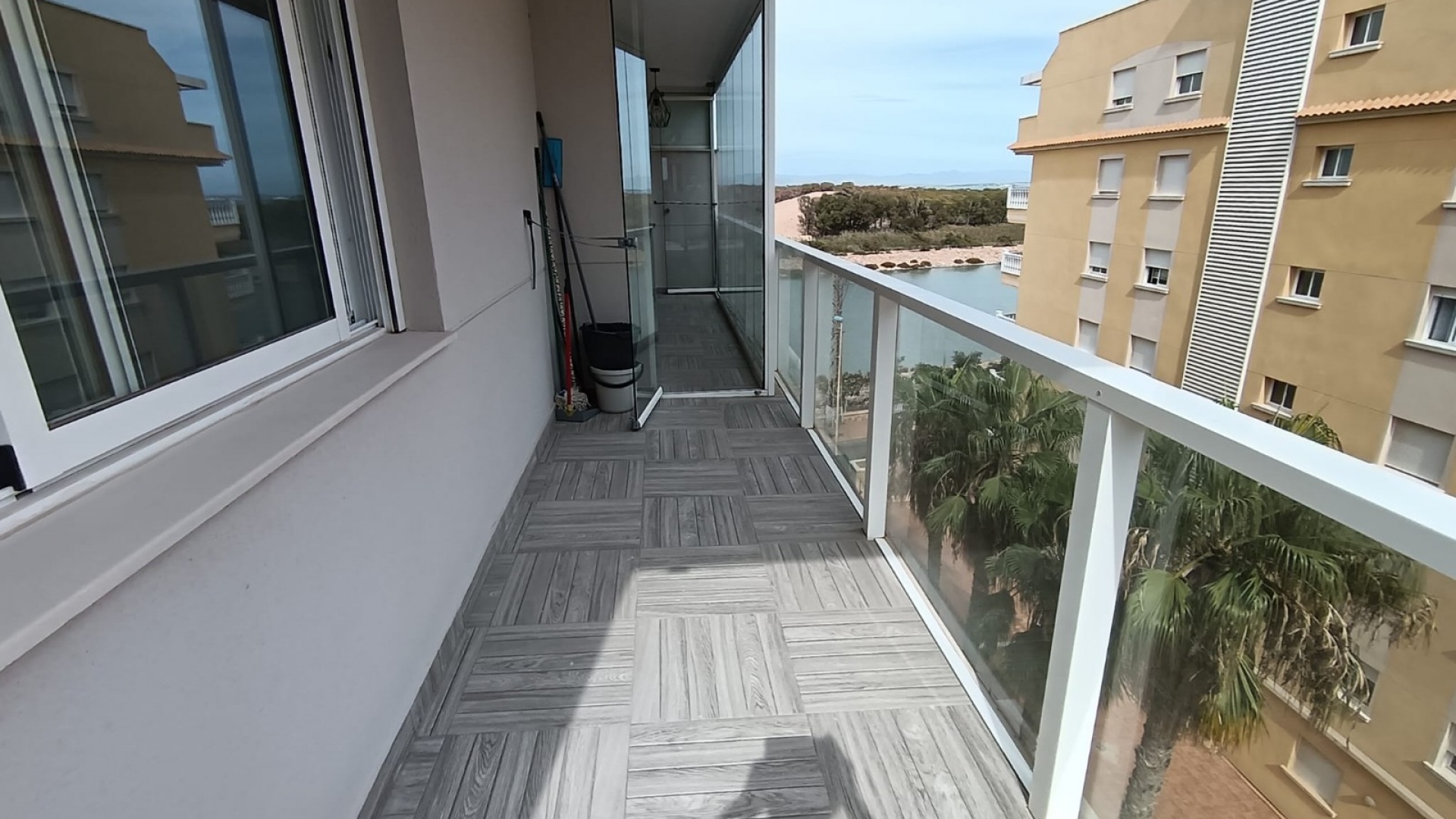 Resale - Apartment - Guardamar del Segura - Puerto Deportivo