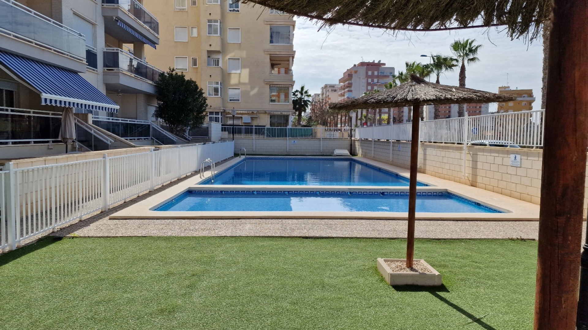 Resale - Apartment - Guardamar del Segura