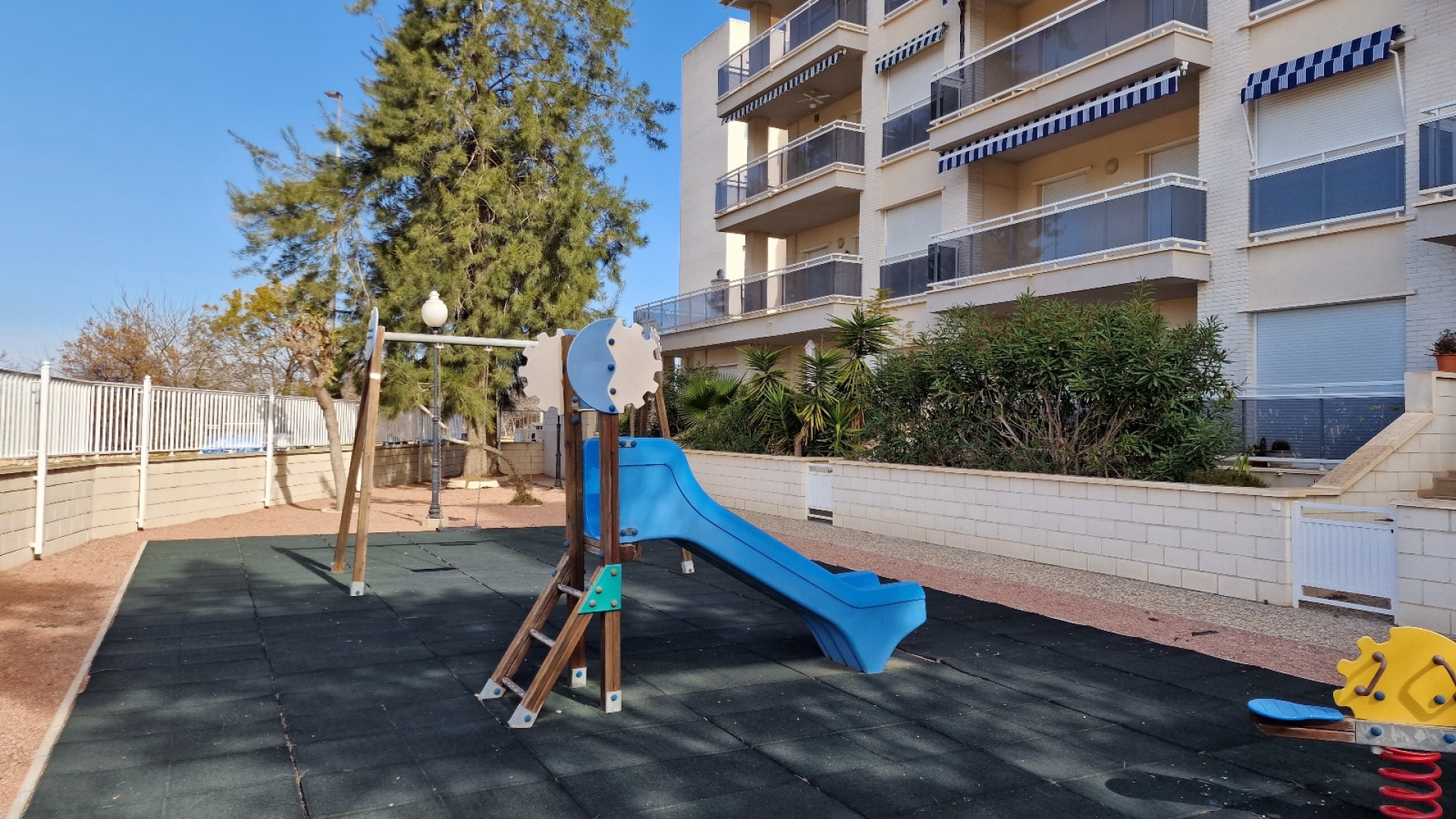 Resale - Apartment - Guardamar del Segura