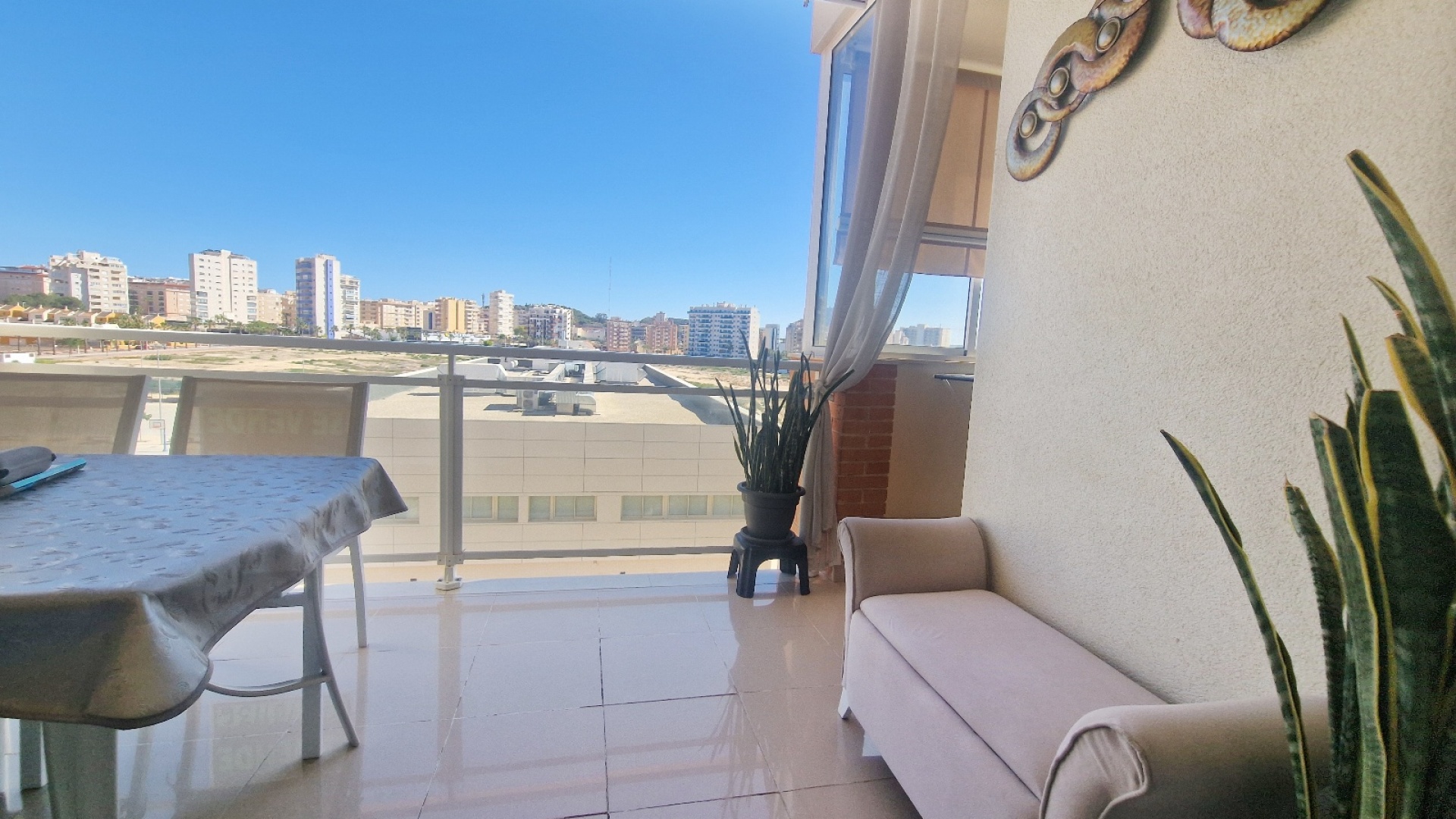 Resale - Apartment - Guardamar del Segura