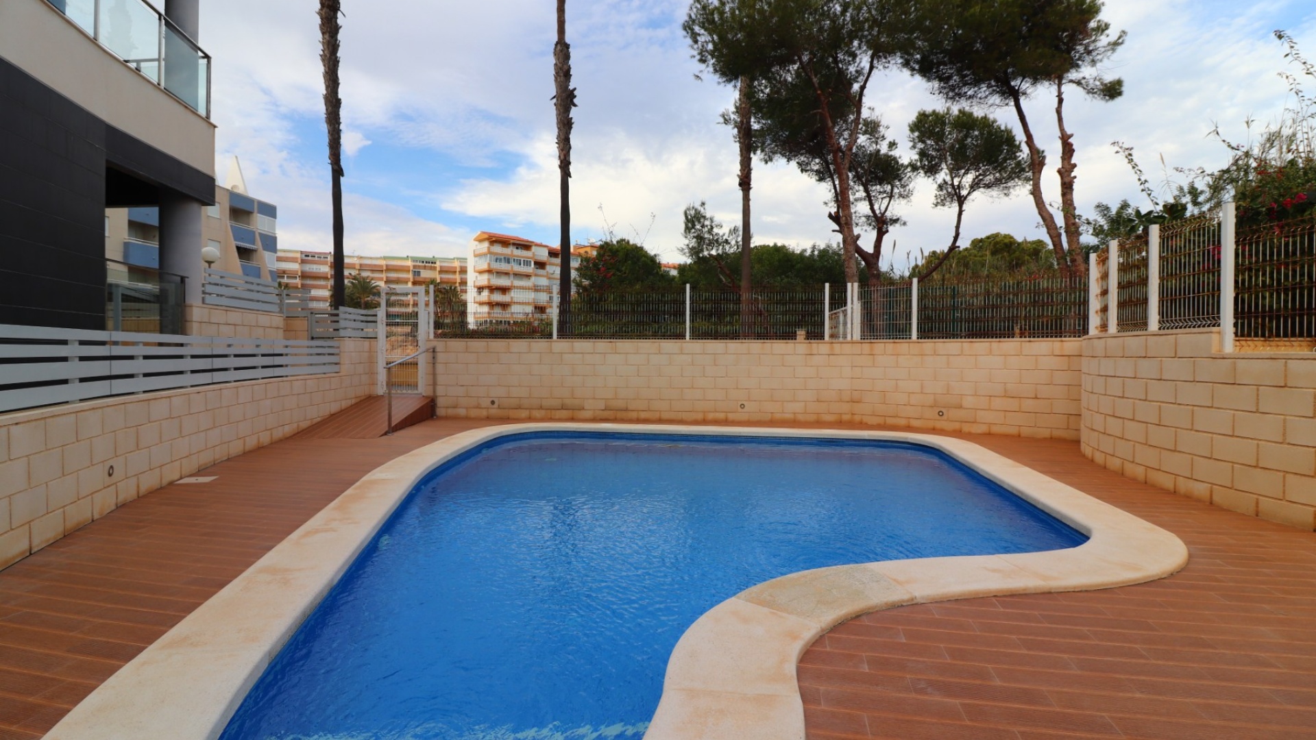 Resale - Apartment - La Mata - La Mata - Town