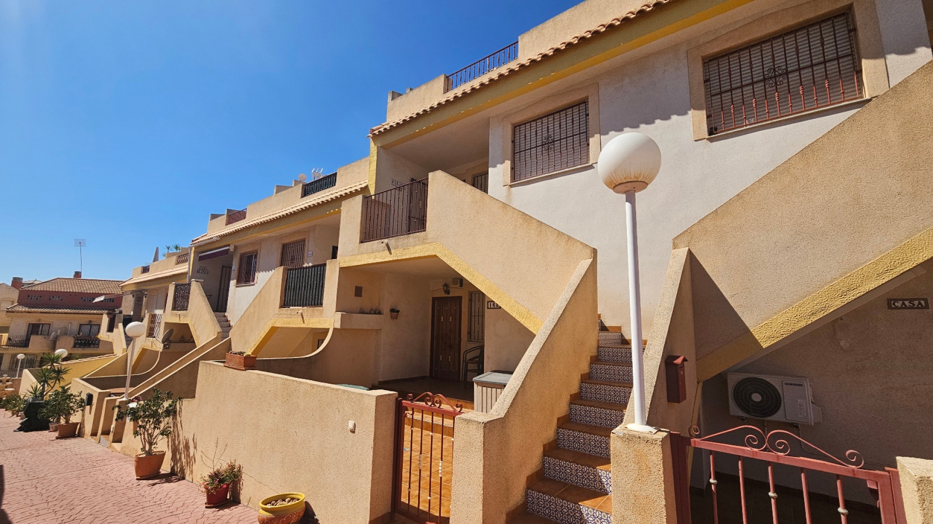 Resale - Apartment - La Zenia - amapolas