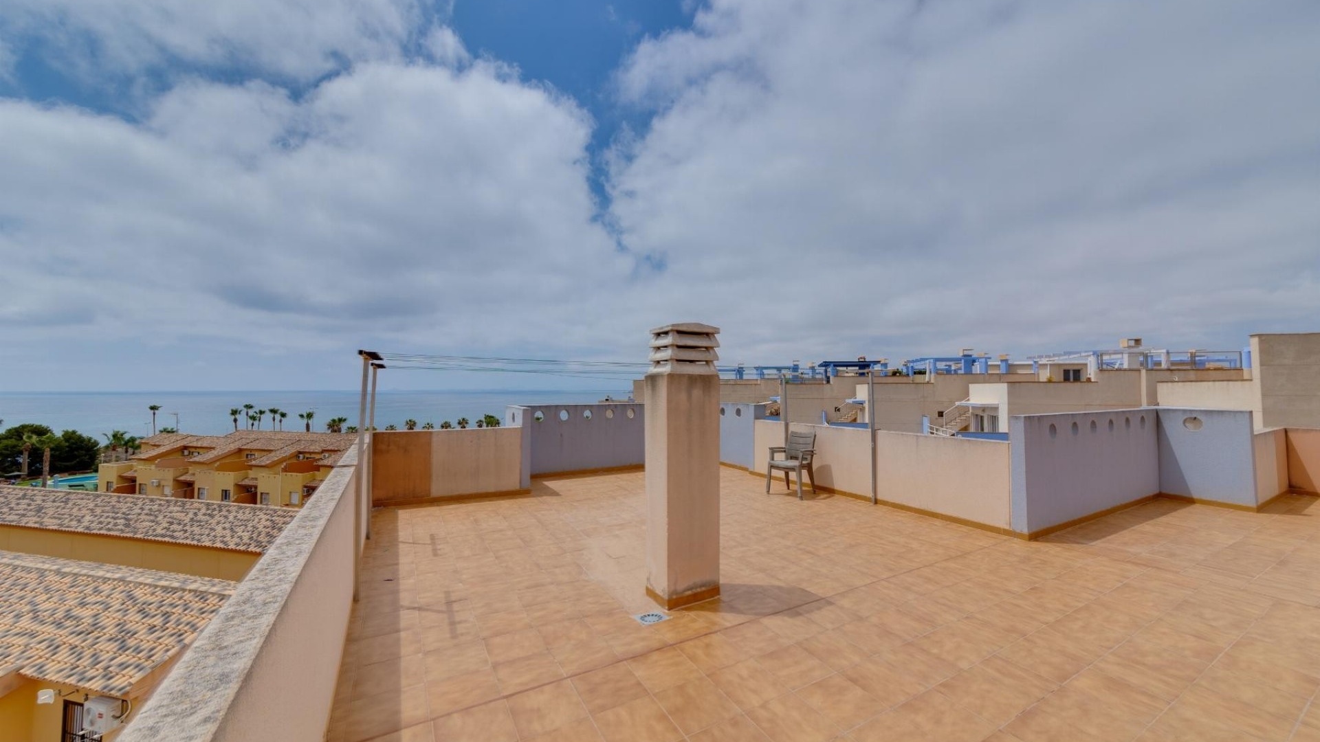 Resale - Apartment - Orihuela Costa - Cabo Roig