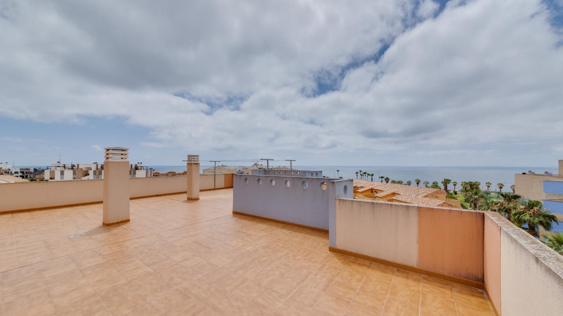 Resale - Apartment - Orihuela Costa - Cabo Roig