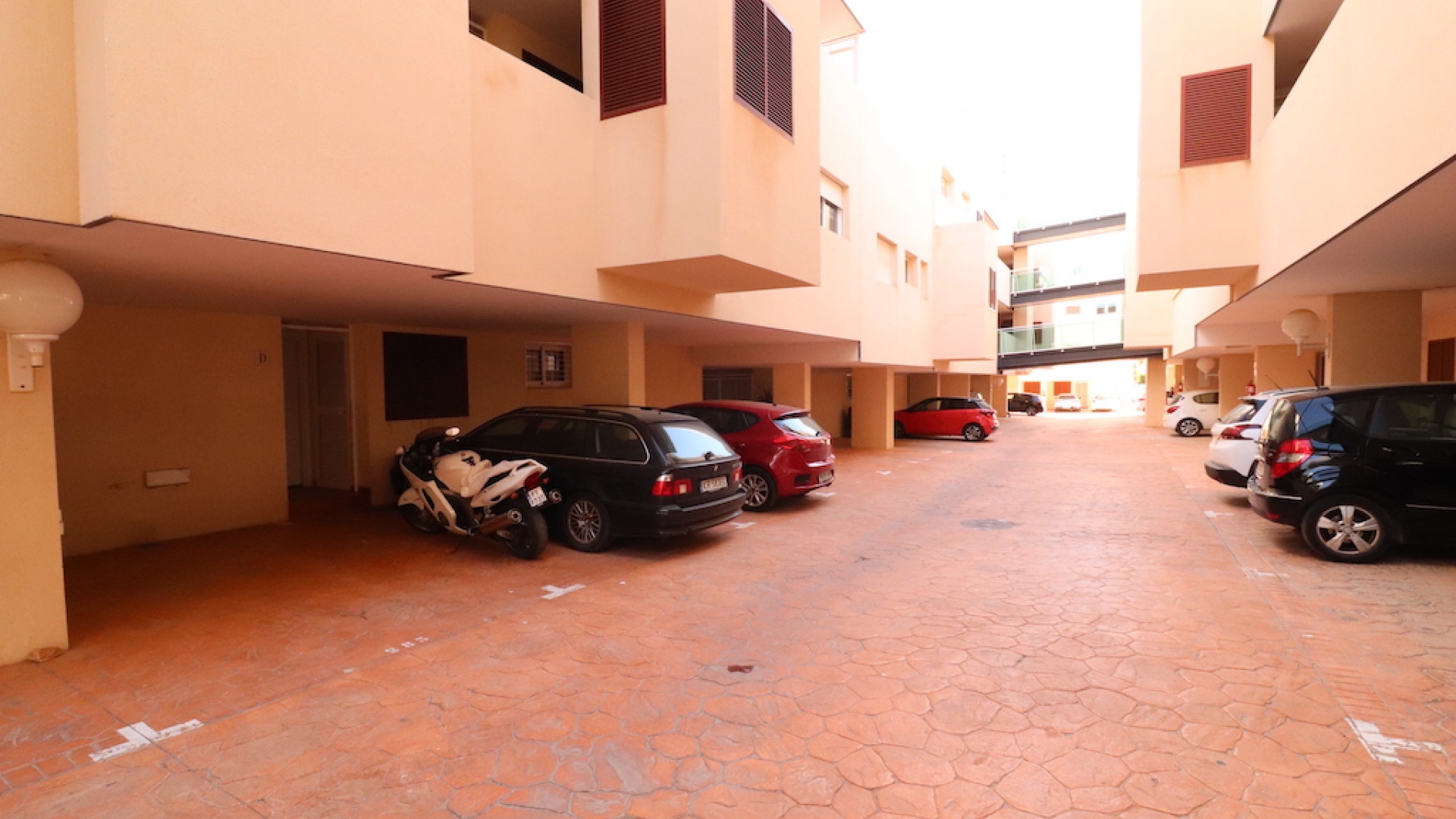 Resale - Apartment - Playa Flamenca - el bosque