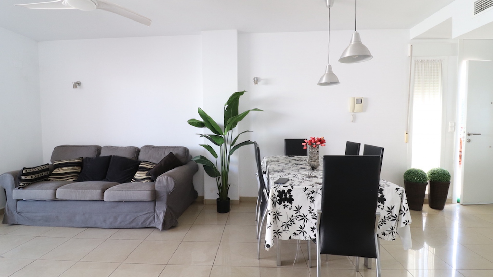 Resale - Apartment - Playa Flamenca - el bosque