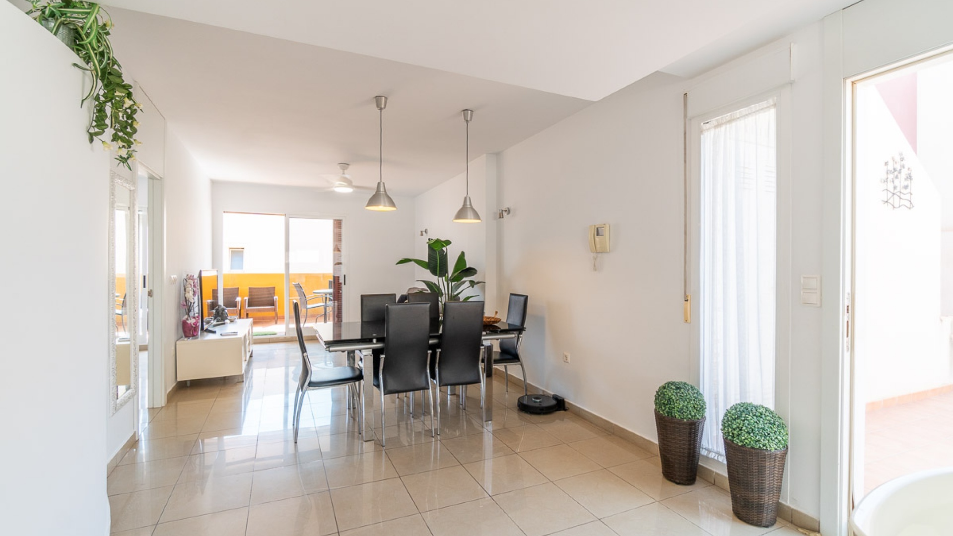 Resale - Apartment - Playa Flamenca - el bosque