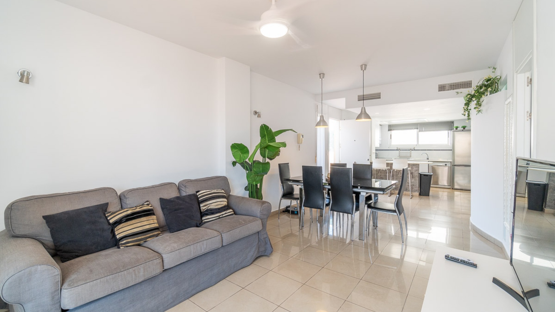 Resale - Apartment - Playa Flamenca - el bosque