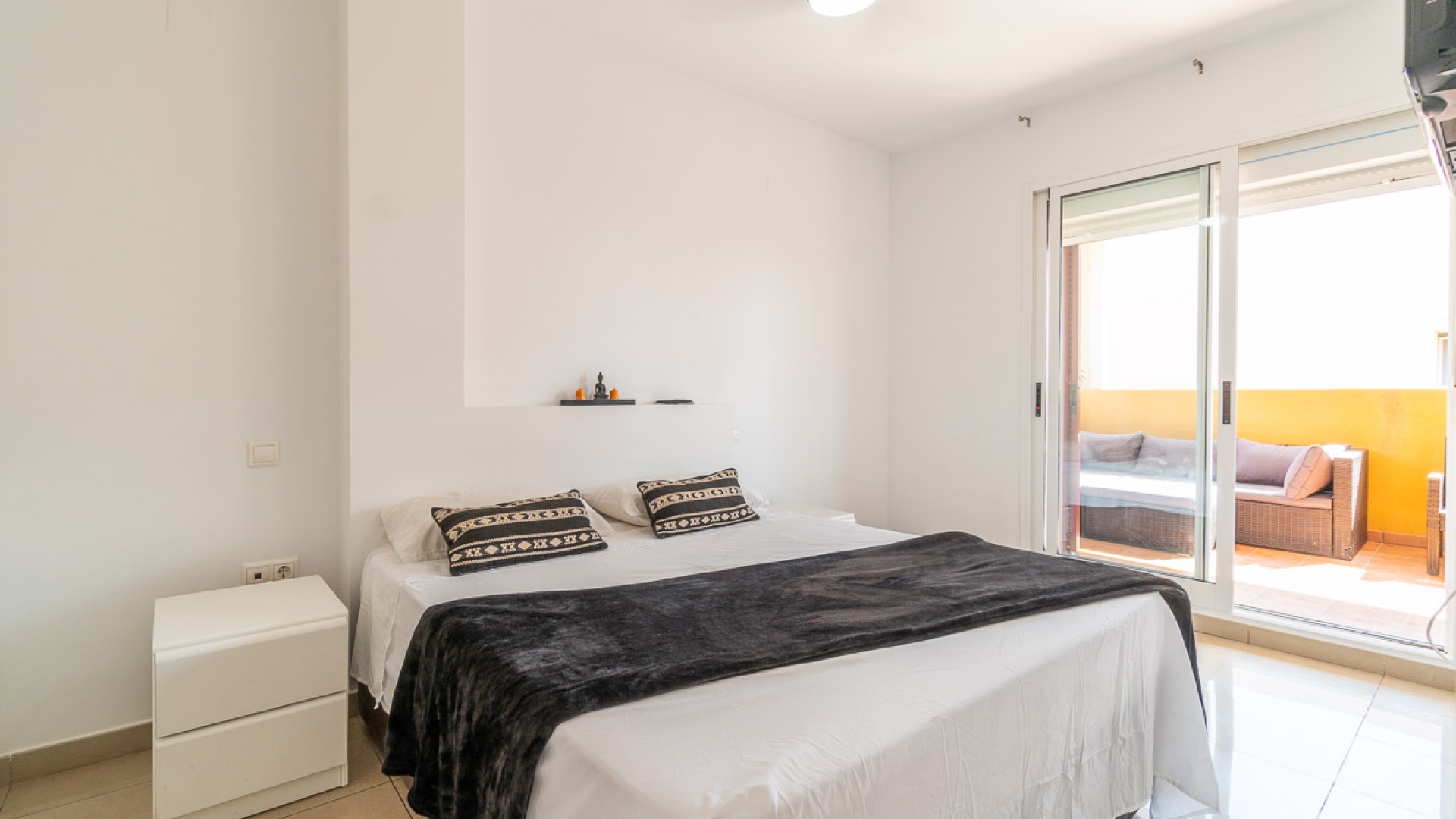 Resale - Apartment - Playa Flamenca - el bosque