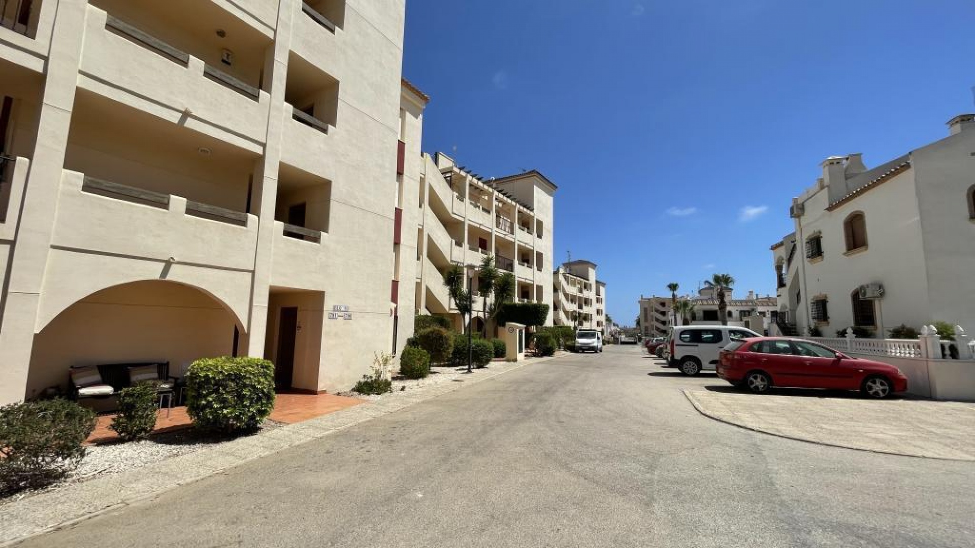 Resale - Apartment - Playa Flamenca - jumilla