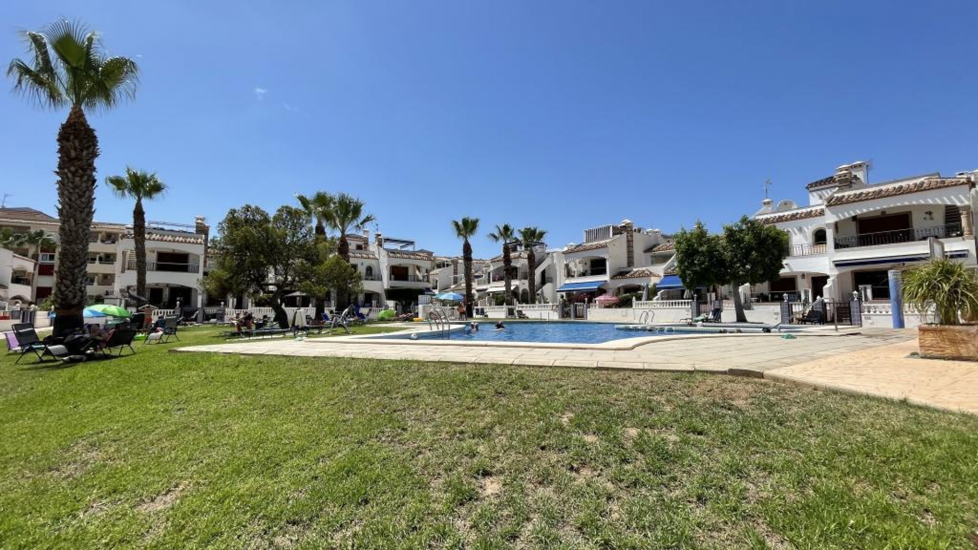 Resale - Apartment - Playa Flamenca - jumilla