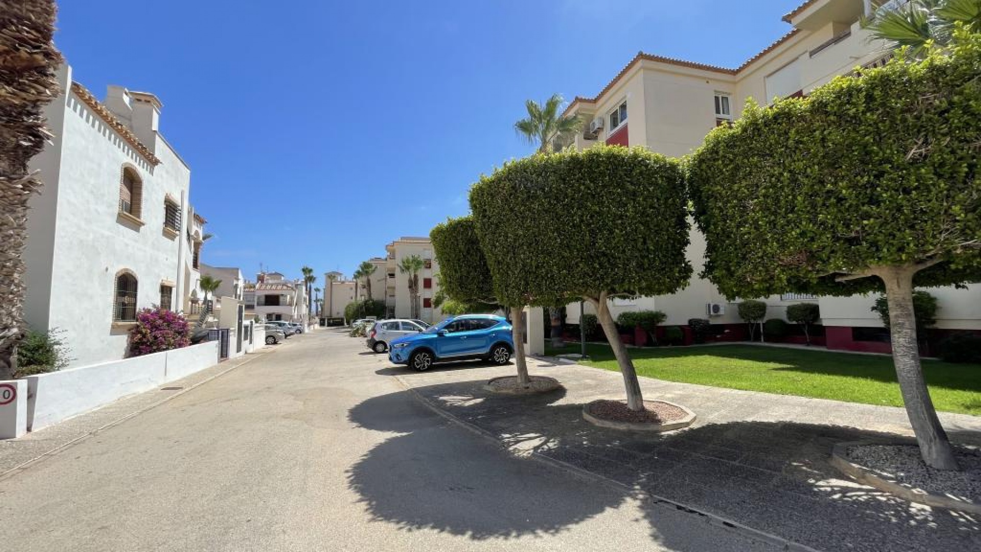 Resale - Apartment - Playa Flamenca - jumilla