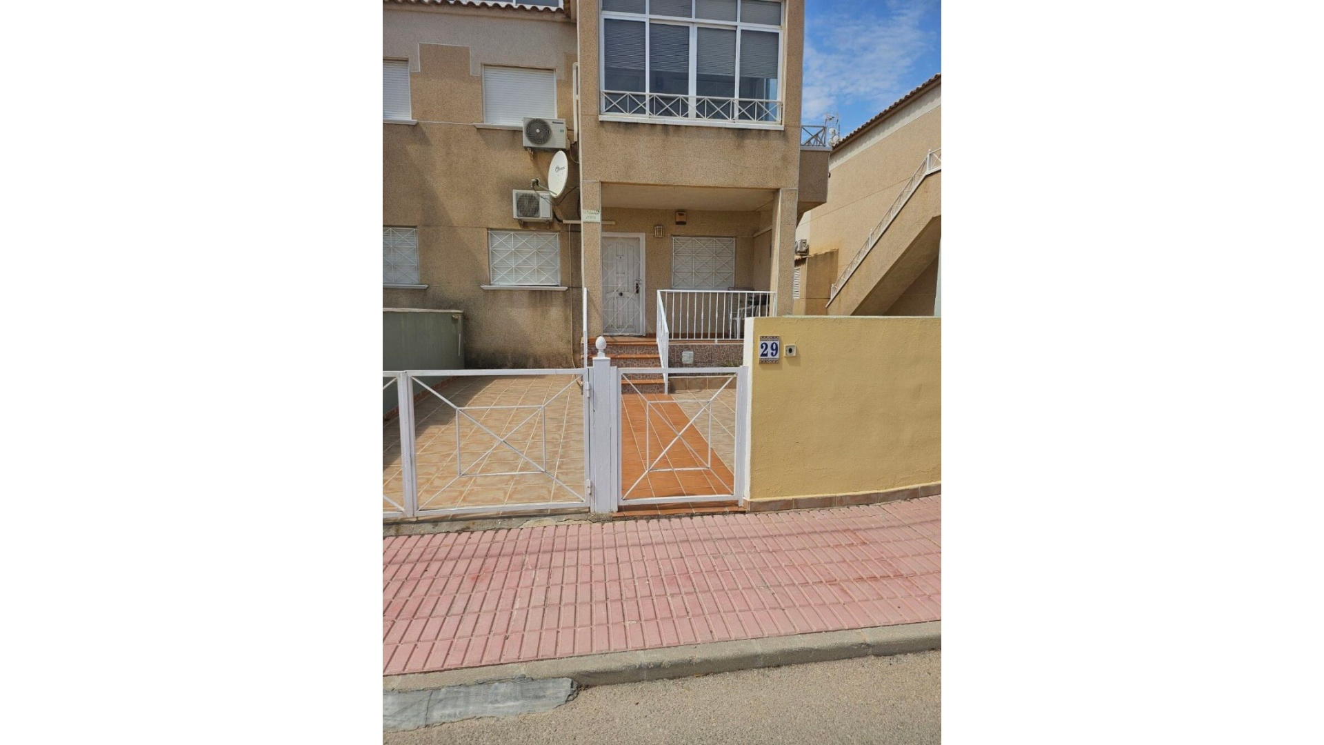 Resale - Apartment - Playa Flamenca - la concha