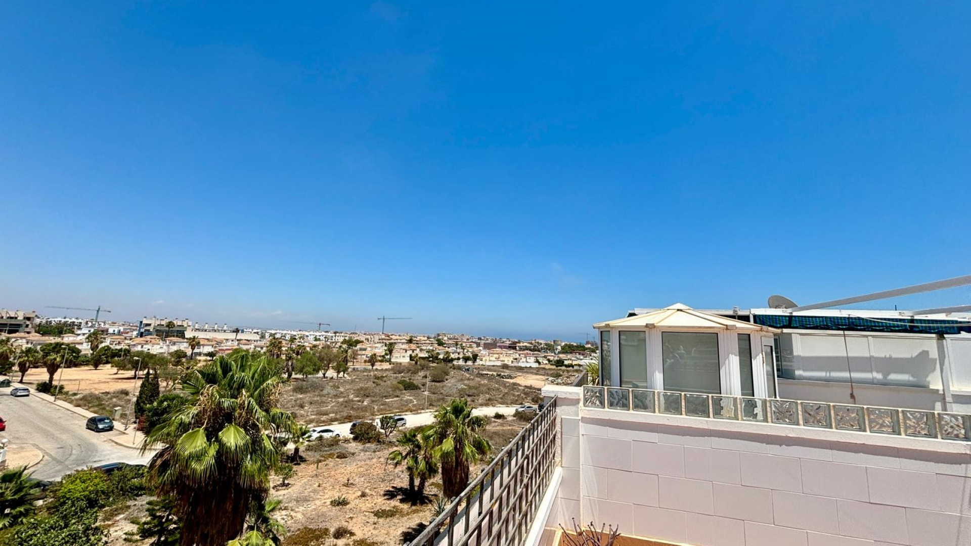 Resale - Apartment - Playa Flamenca - la mirada