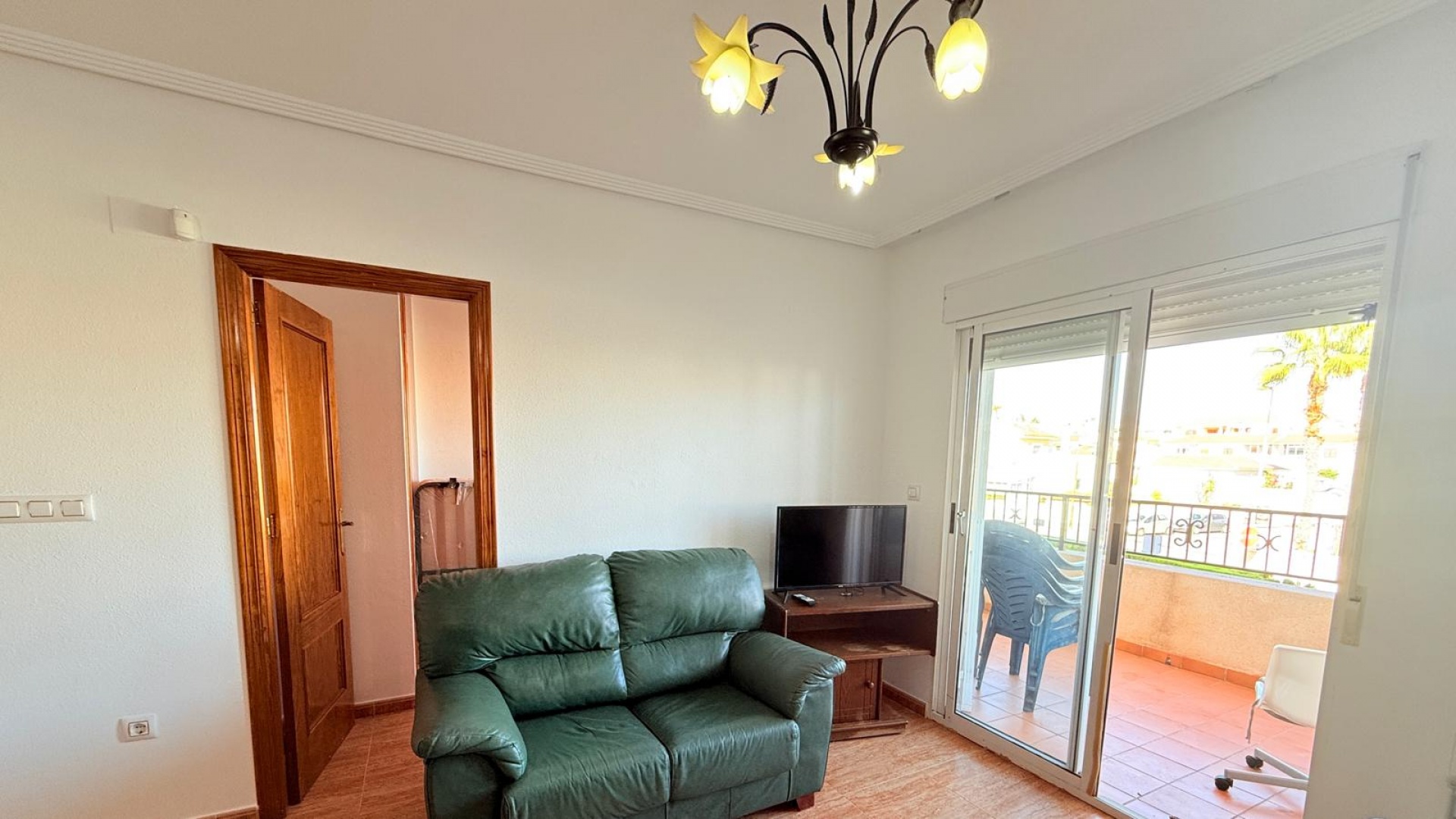 Resale - Apartment - Playa Flamenca - la mirada