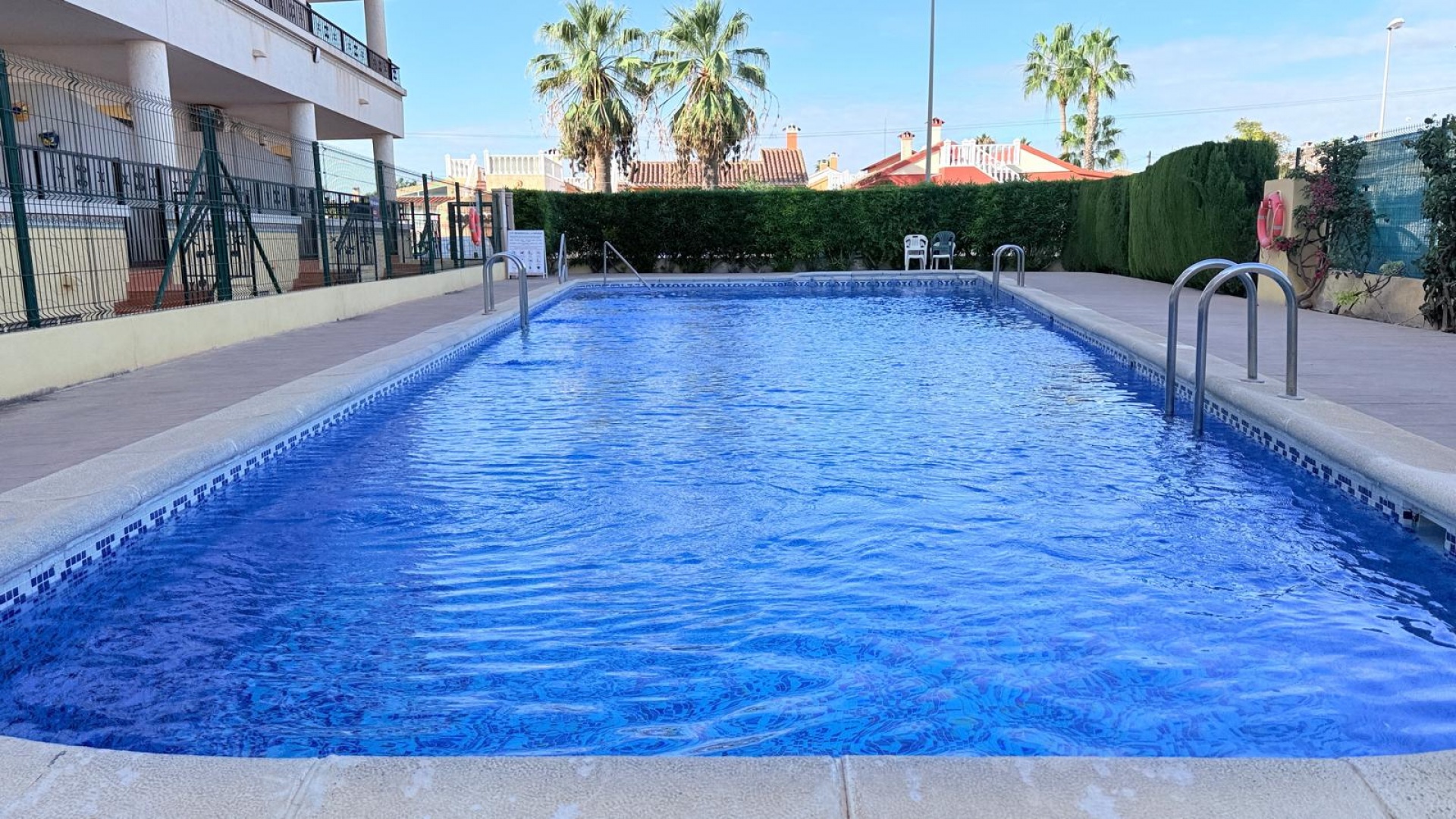 Resale - Apartment - Playa Flamenca - la mirada