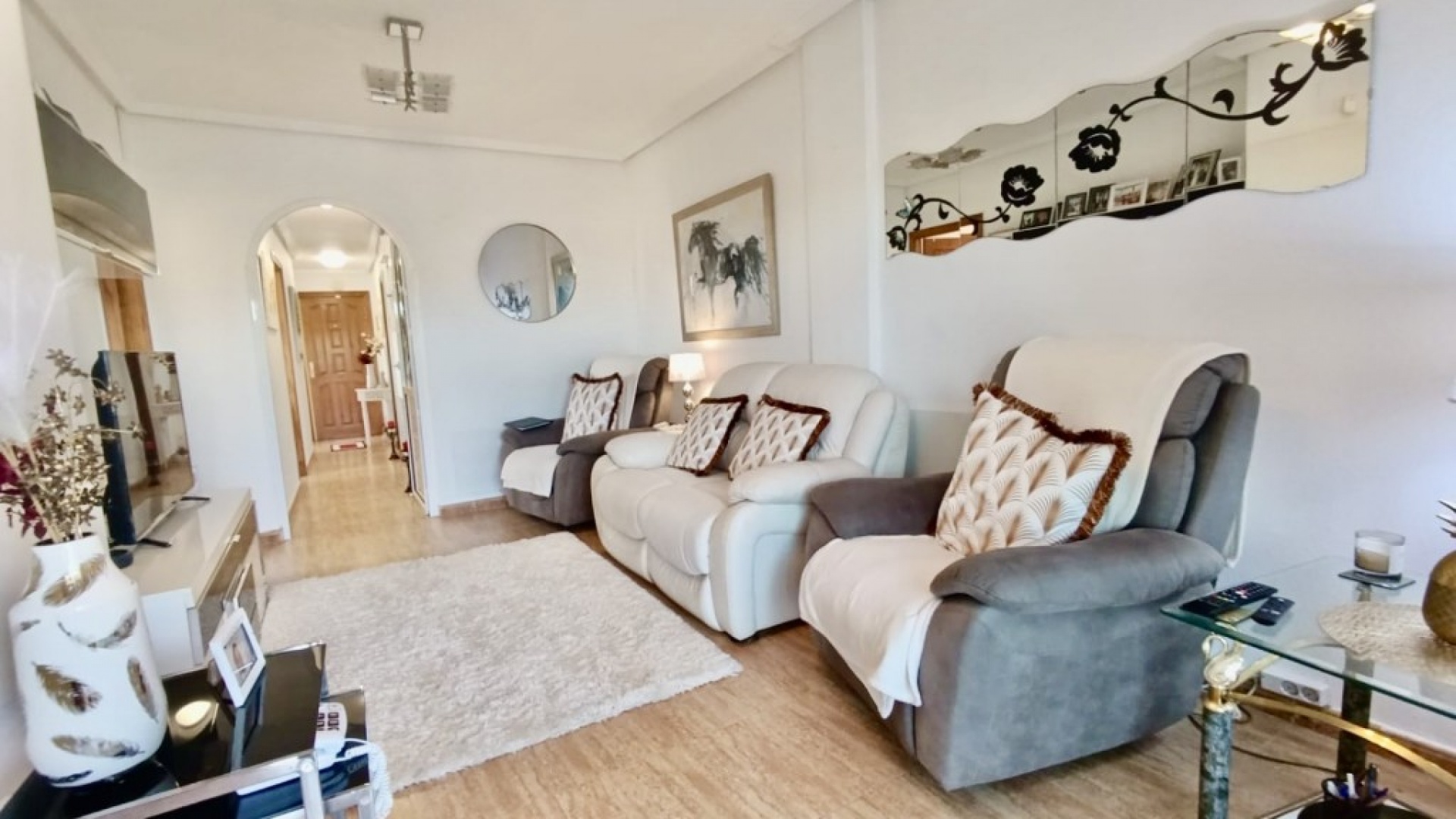 Resale - Apartment - Playa Flamenca - la mirada