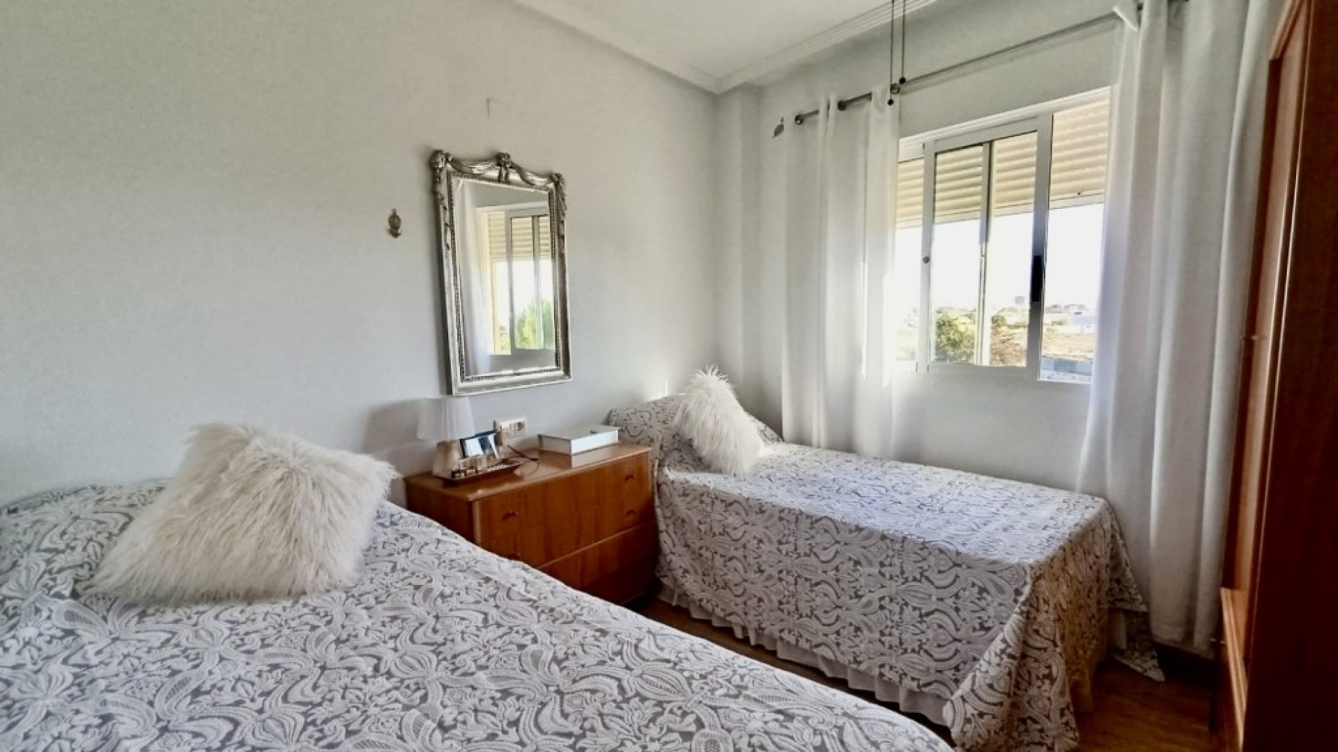 Resale - Apartment - Playa Flamenca - la mirada